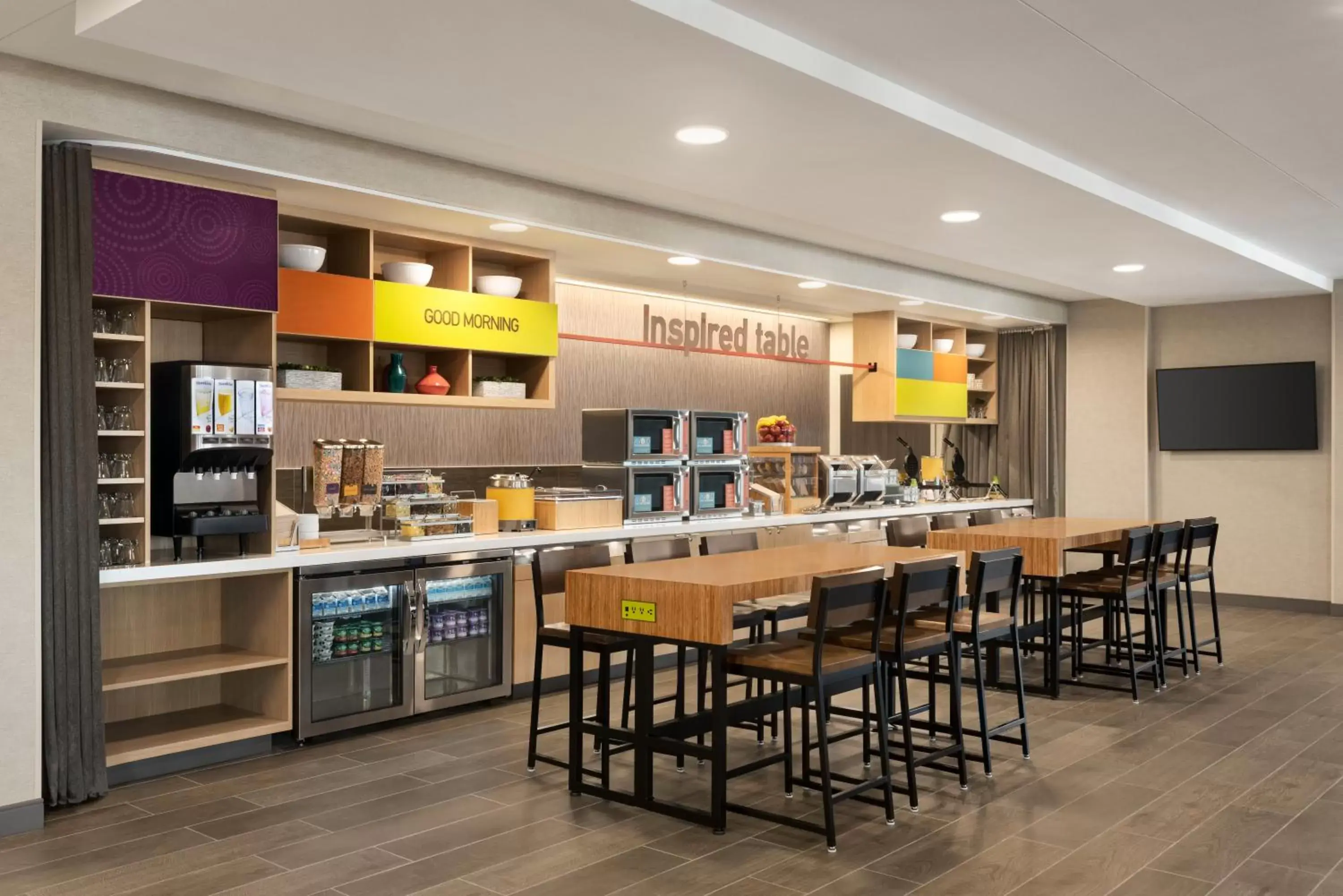 Breakfast, Restaurant/Places to Eat in Home2 Suites By Hilton Quebec City
