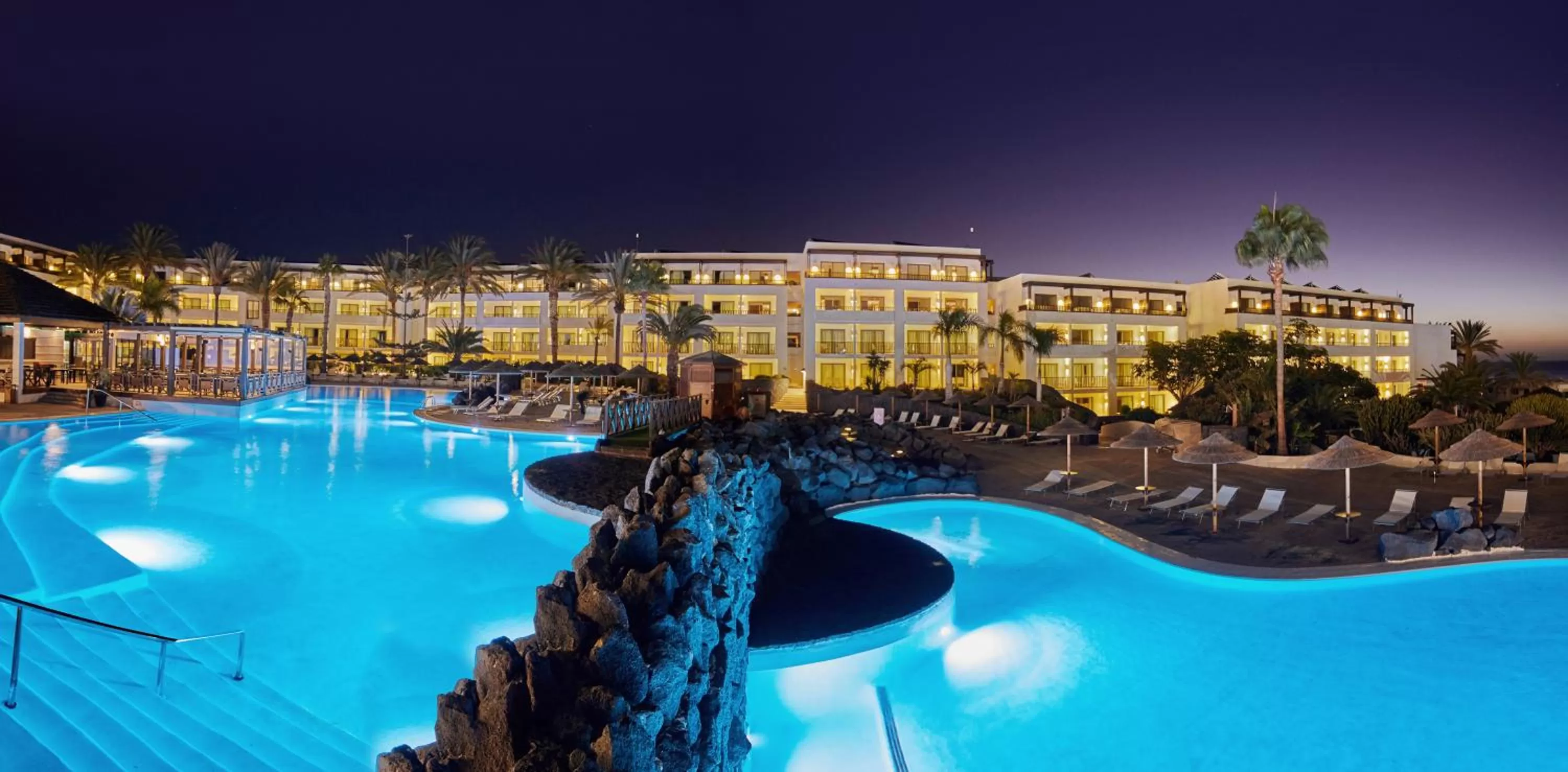 Pool view in Secrets Lanzarote Resort & Spa - Adults Only (+18)