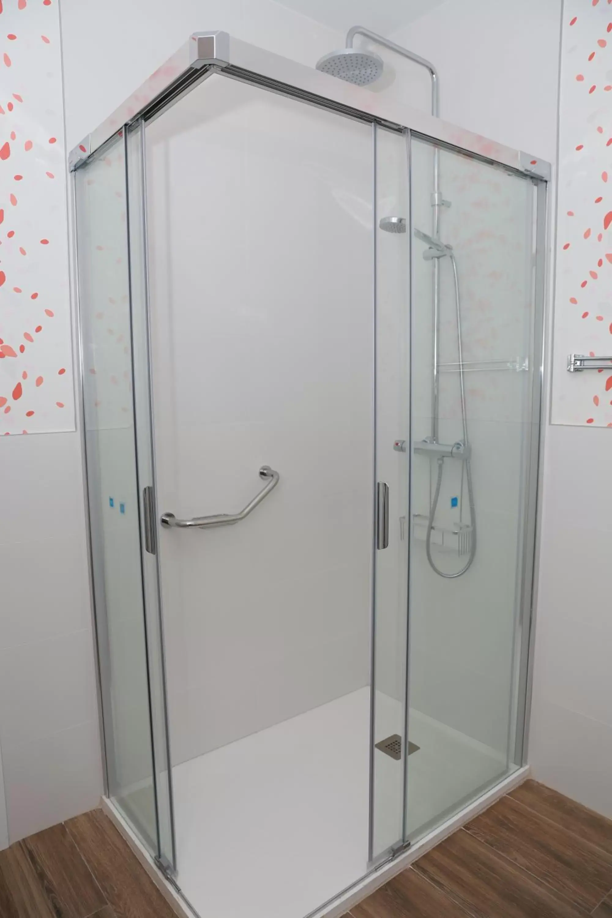 Bathroom in New Point Opera Bathroom in New Point Opera