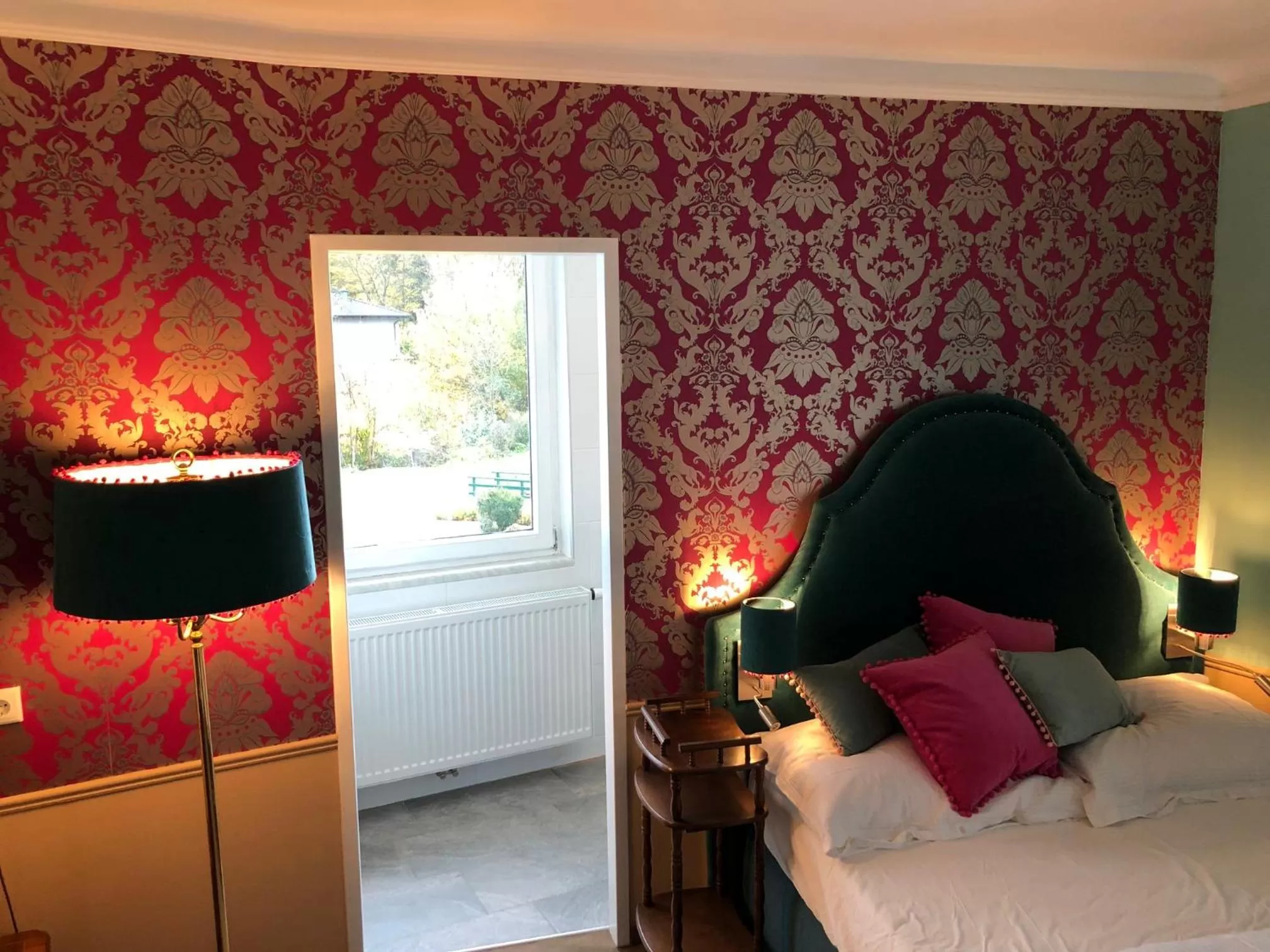 Bed in Corso, Zimmer & Cafe, Hotel Garni