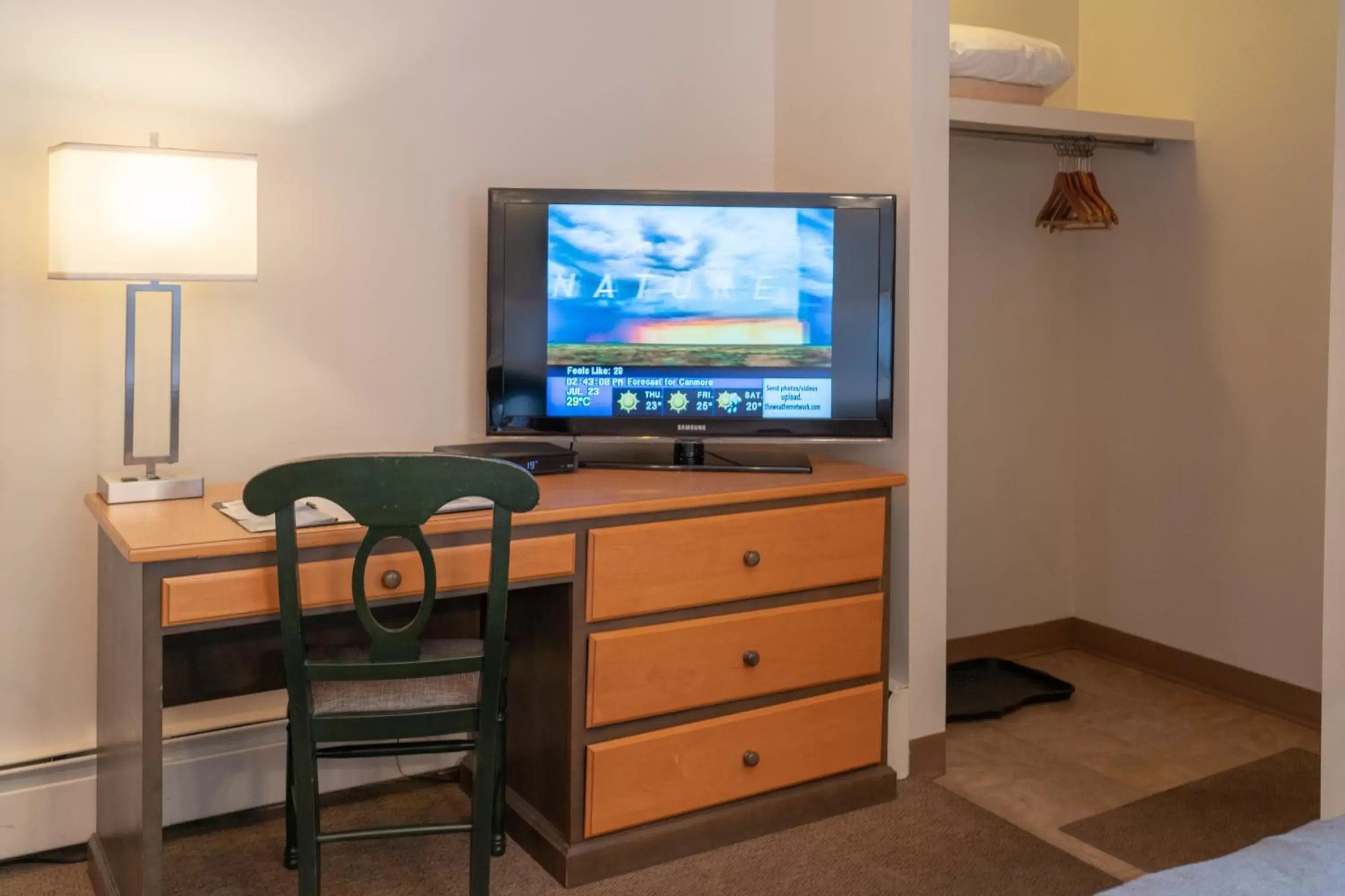 TV and multimedia, TV/Entertainment Center in Rocky Mountain Ski Lodge