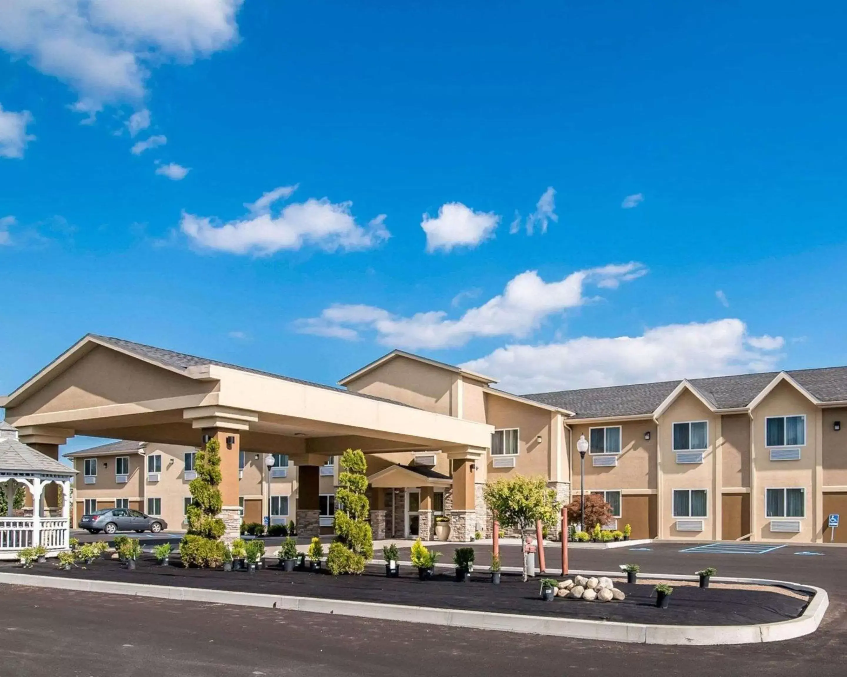 Property building in Comfort Inn Saugerties Property building in Comfort Inn Saugerties