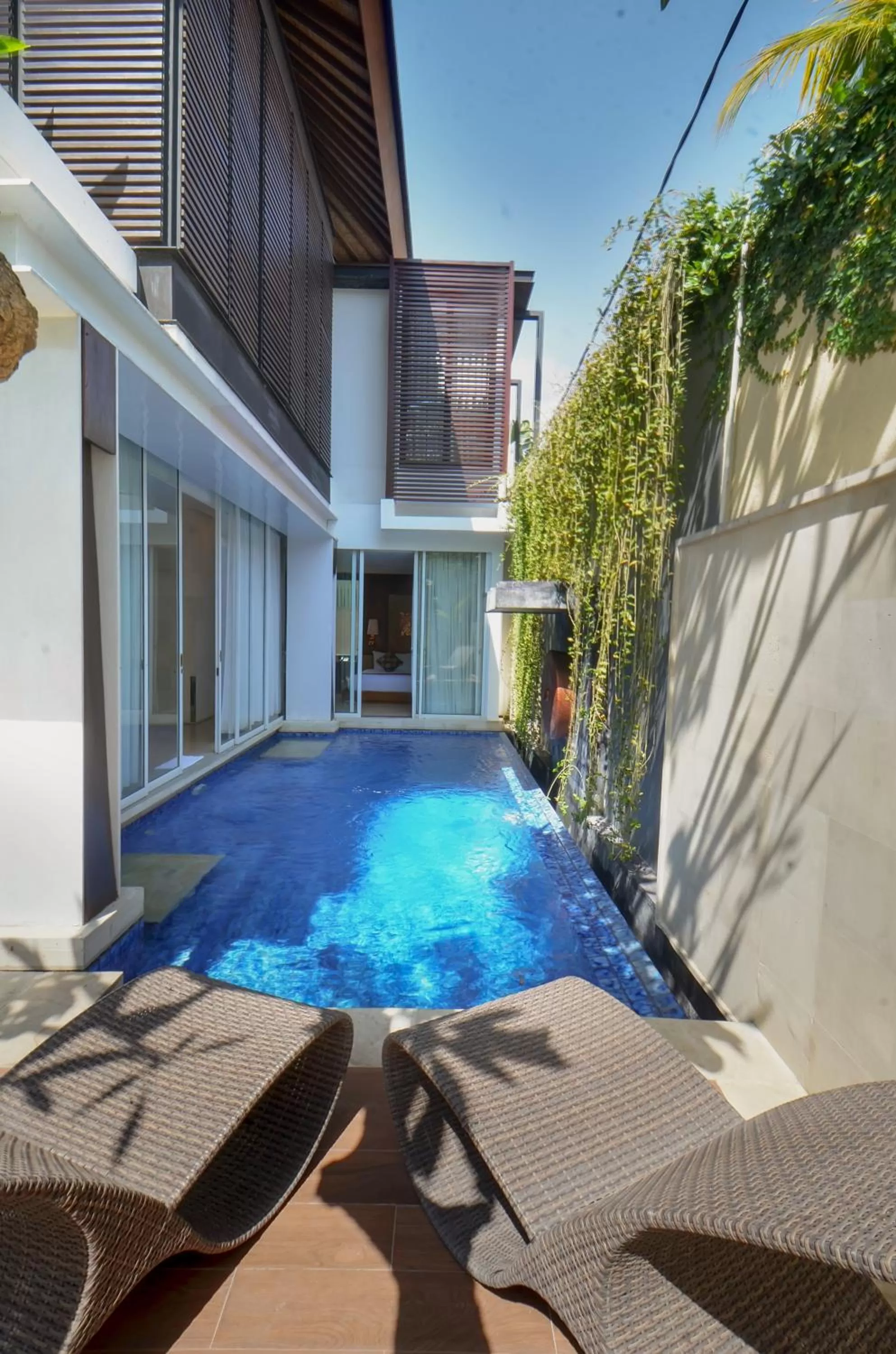 Swimming pool in Puri Hiromi Boutique Residence