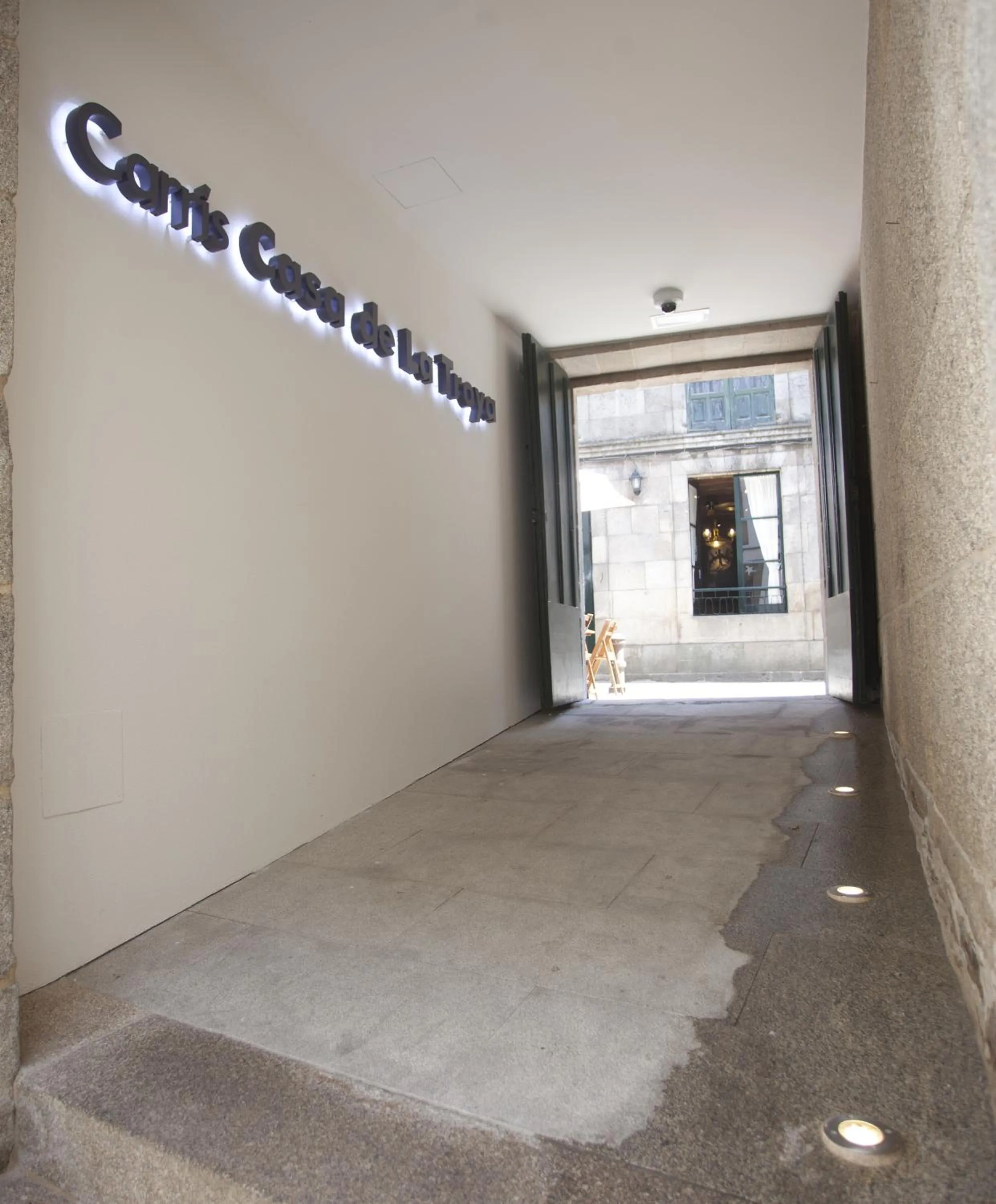 Facade/entrance in Carris Casa de la Troya