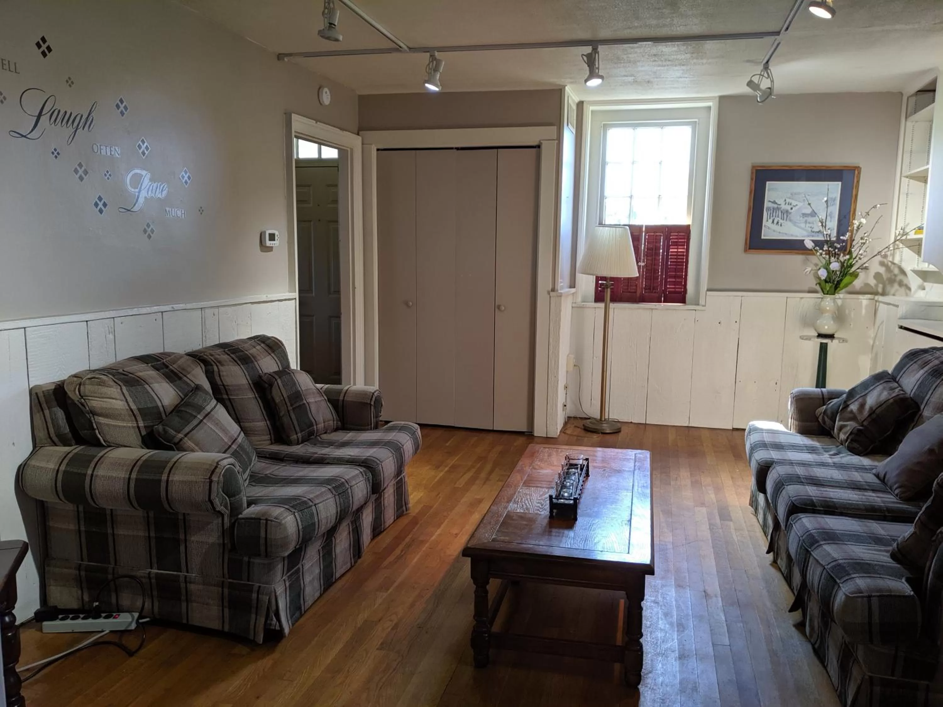 Living room in Spruce Lane Lodge and Cottages