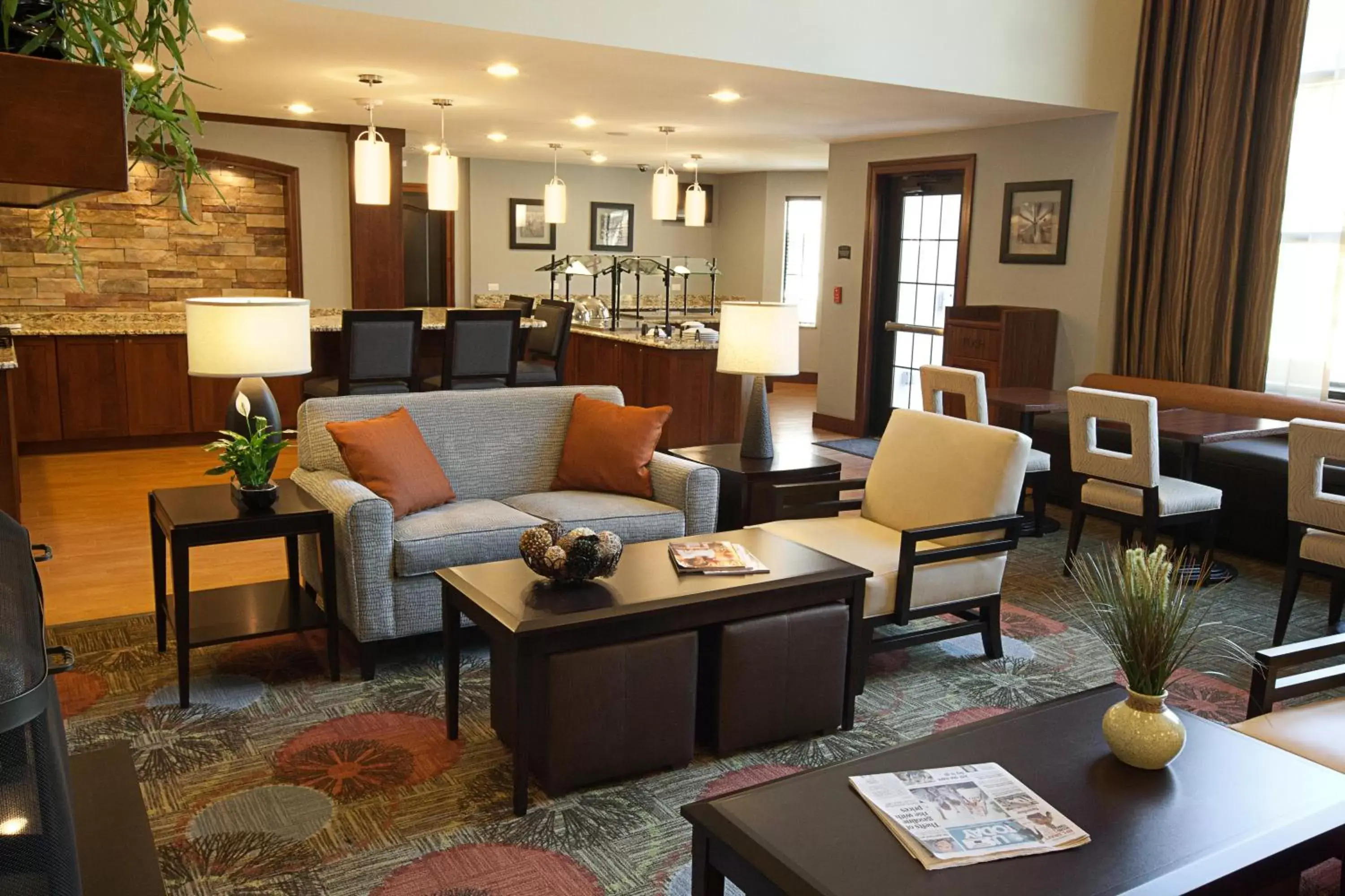 Restaurant/places to eat, Lobby/Reception in Staybridge Suites Tomball, an IHG Hotel