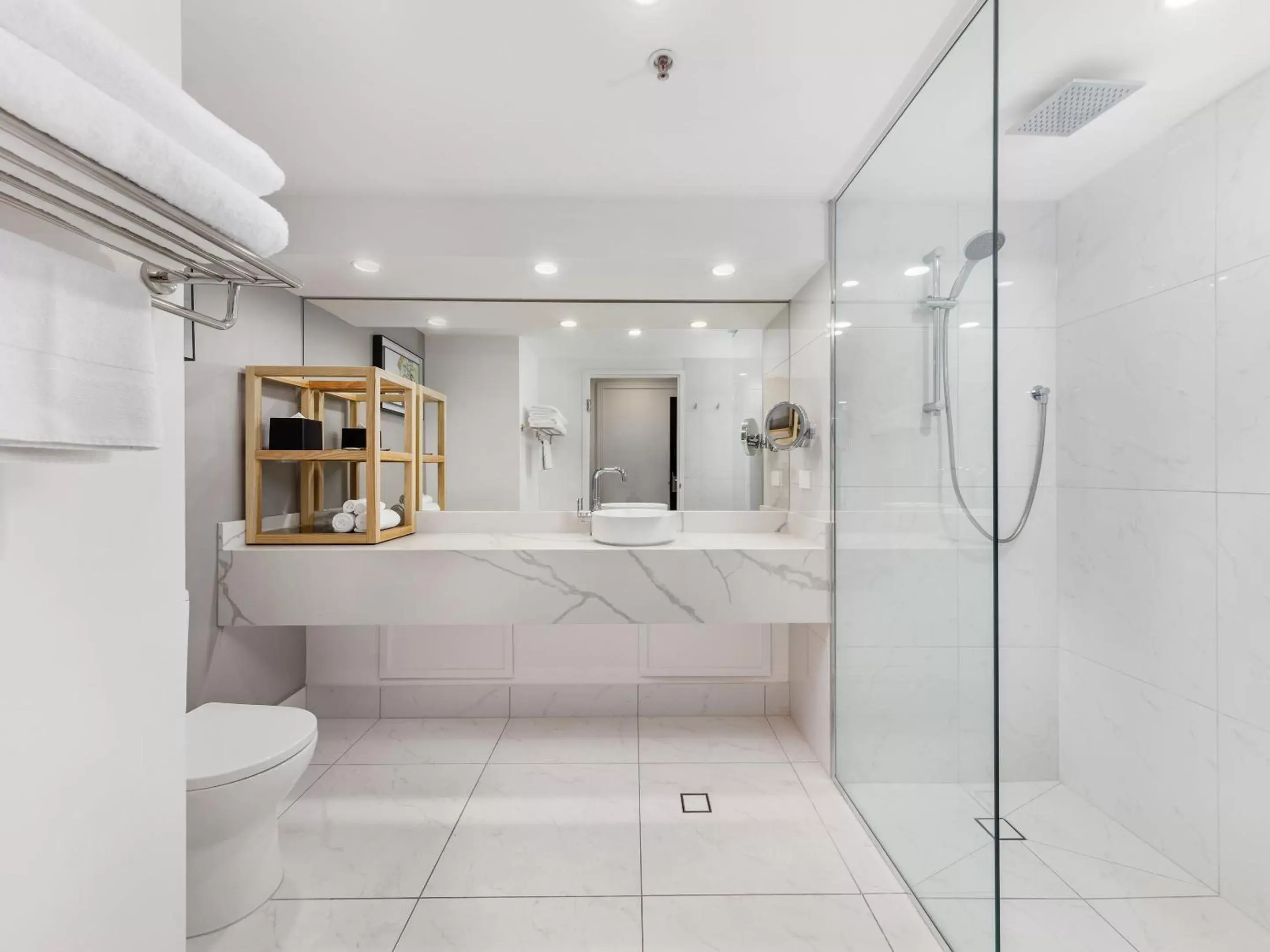 Shower, Bathroom in Pullman Cairns International