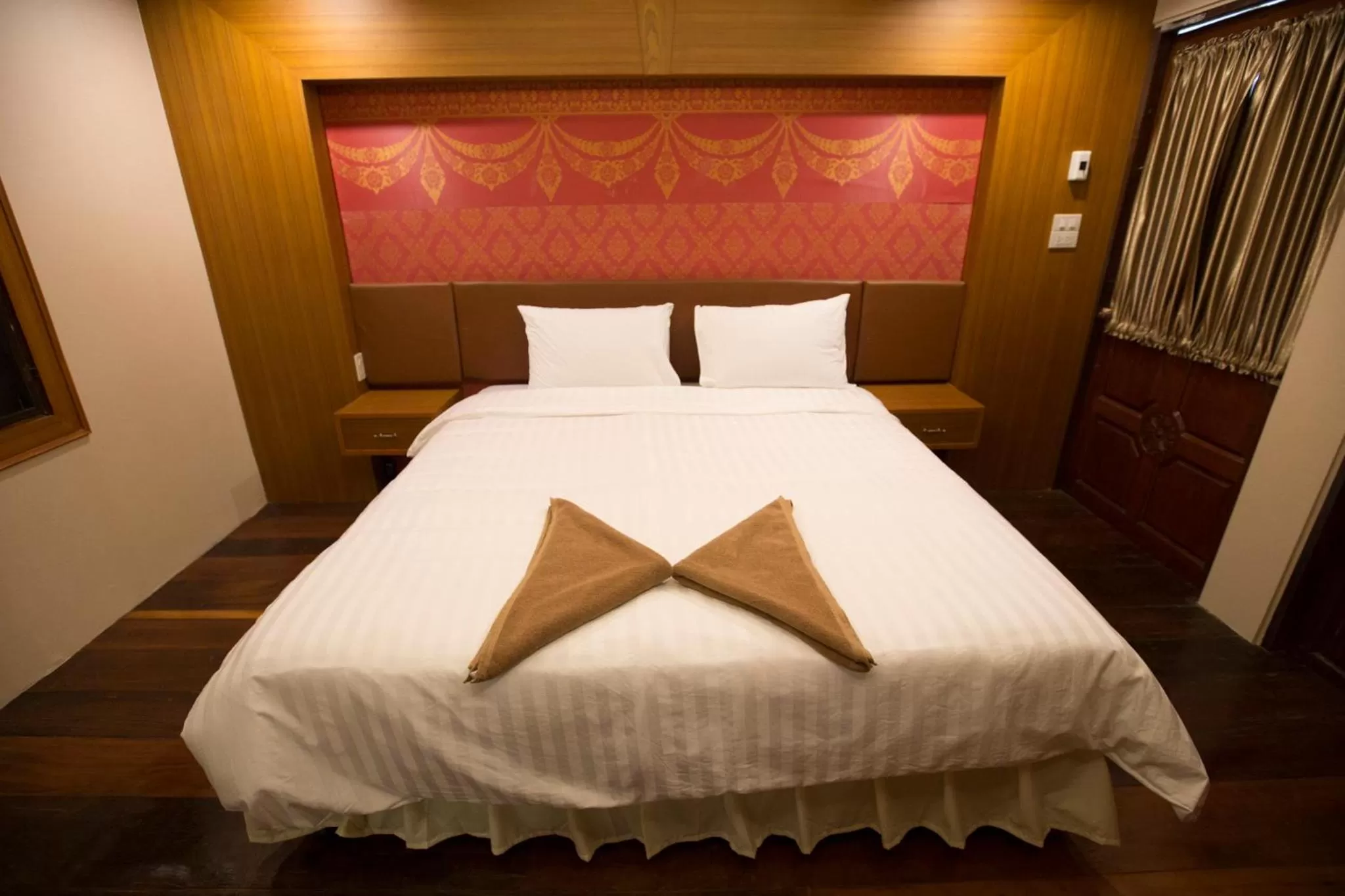 Bedroom, Bed in Ruan Kanchanok