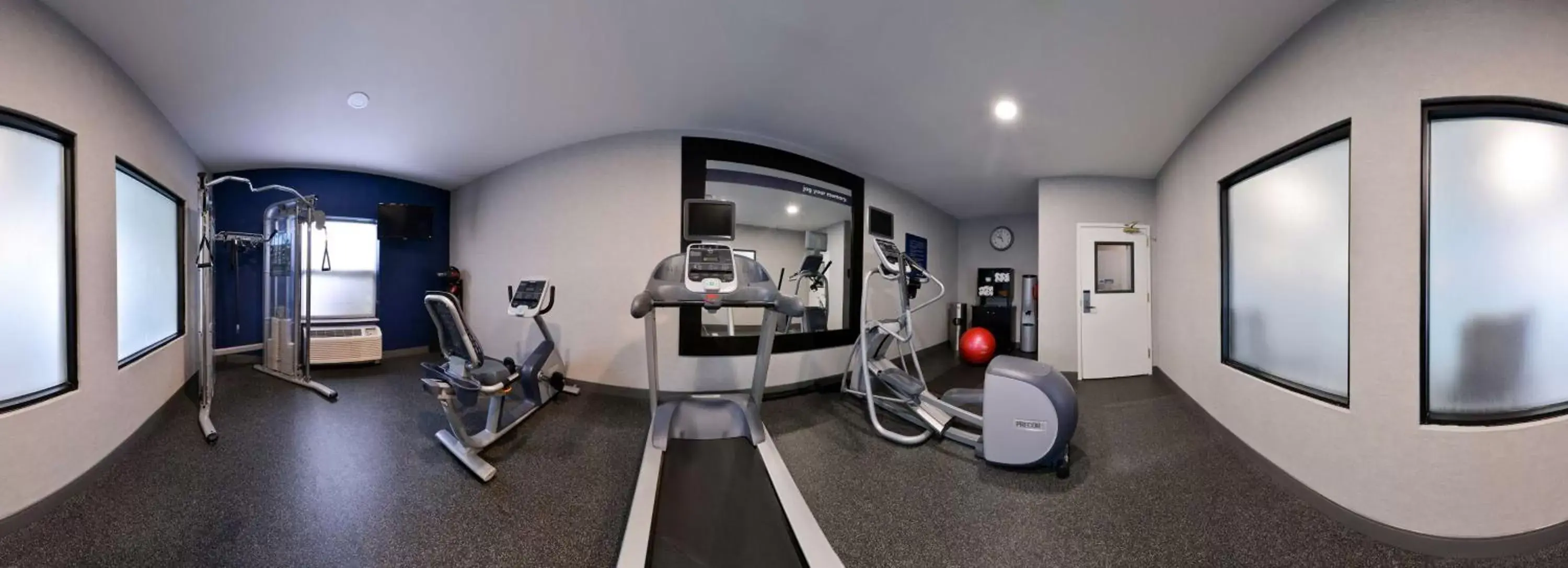 Fitness centre/facilities, Fitness Center/Facilities in Hampton Inn LaPorte