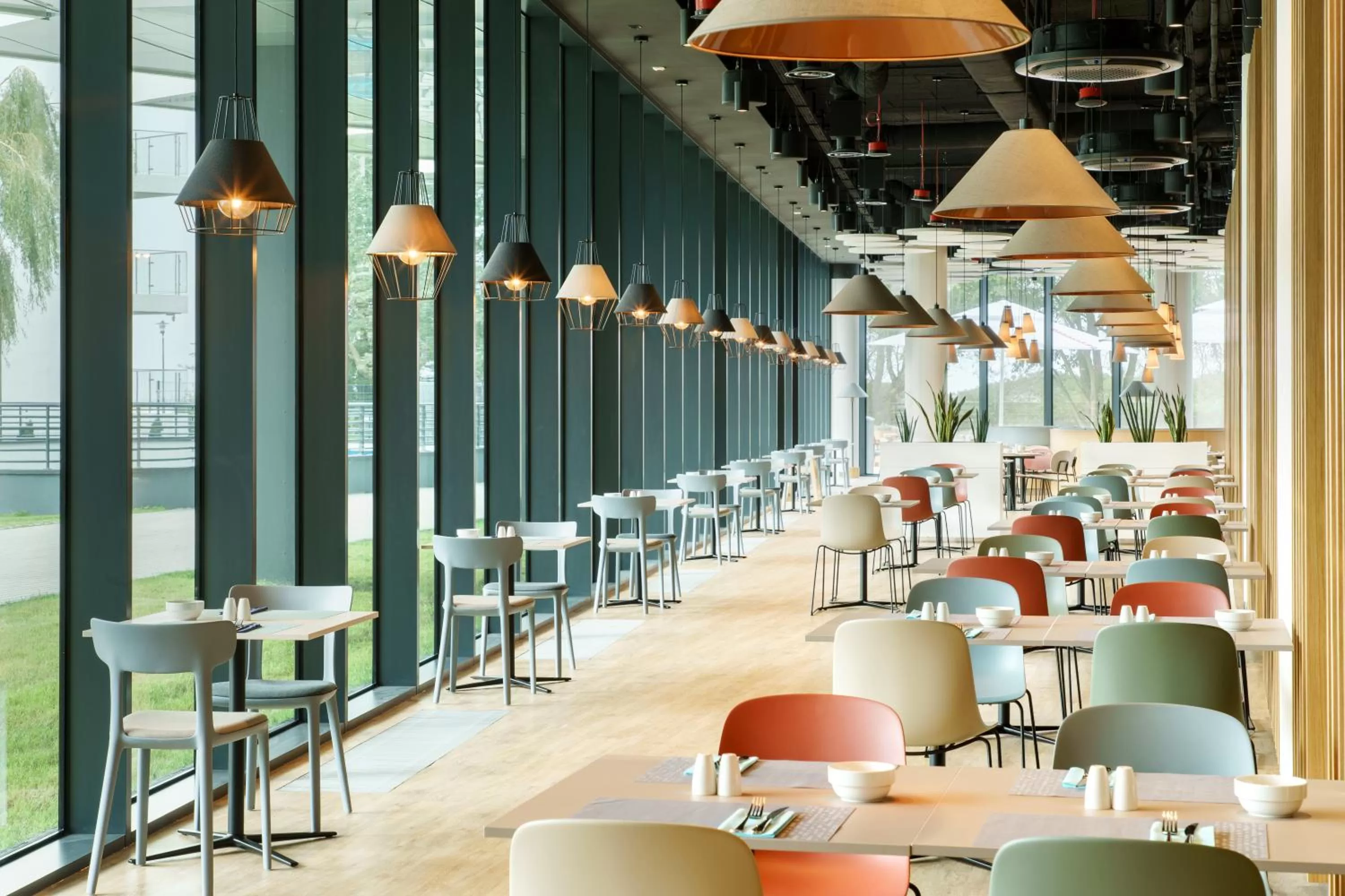 Restaurant/places to eat in Seaside Park Hotel