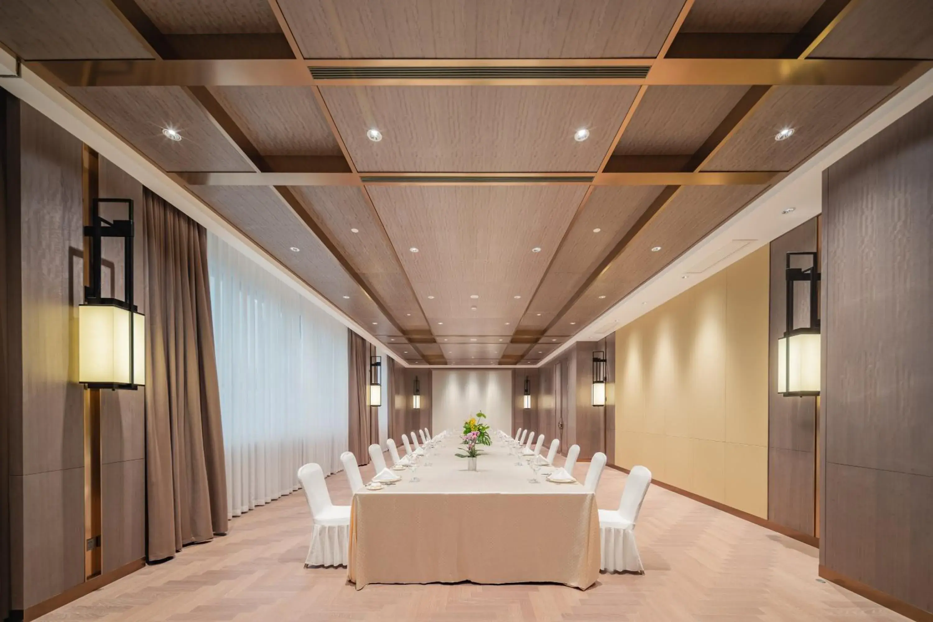 Meeting/conference room in Holiday Inn Zhengzhou Zhongzhou, an IHG Hotel