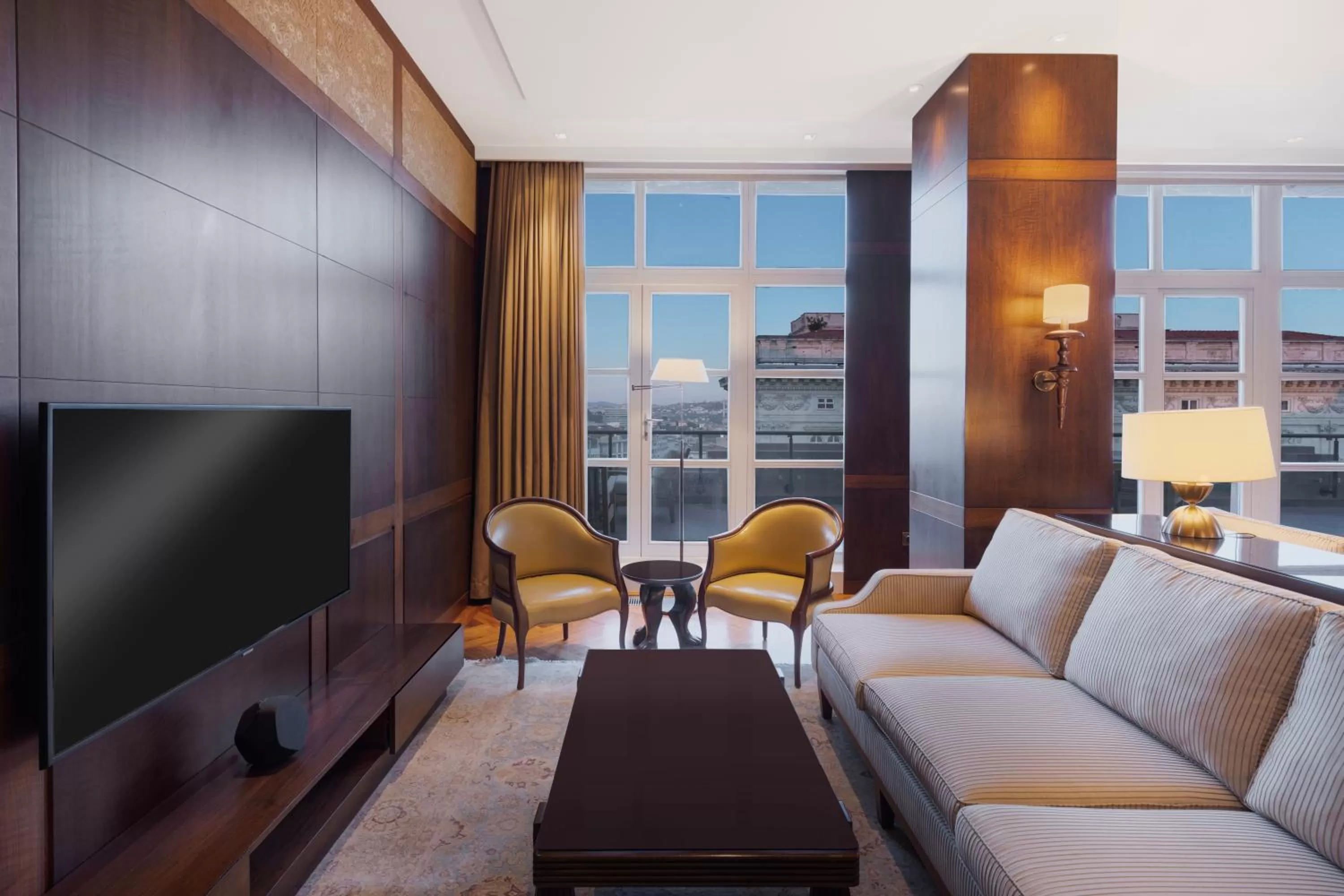 TV and multimedia in Park Hyatt Istanbul - Macka Palas