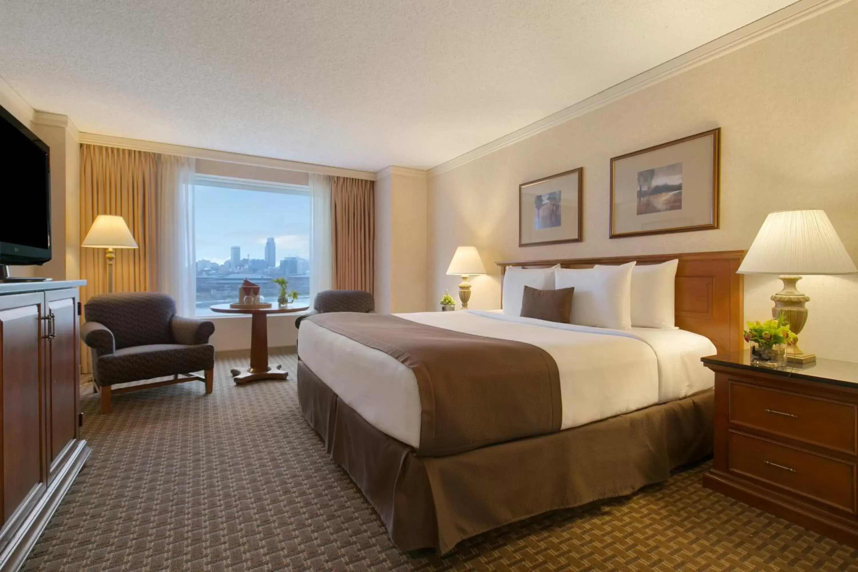 Superior King Room in Harrah's Casino & Hotel Council Bluffs
