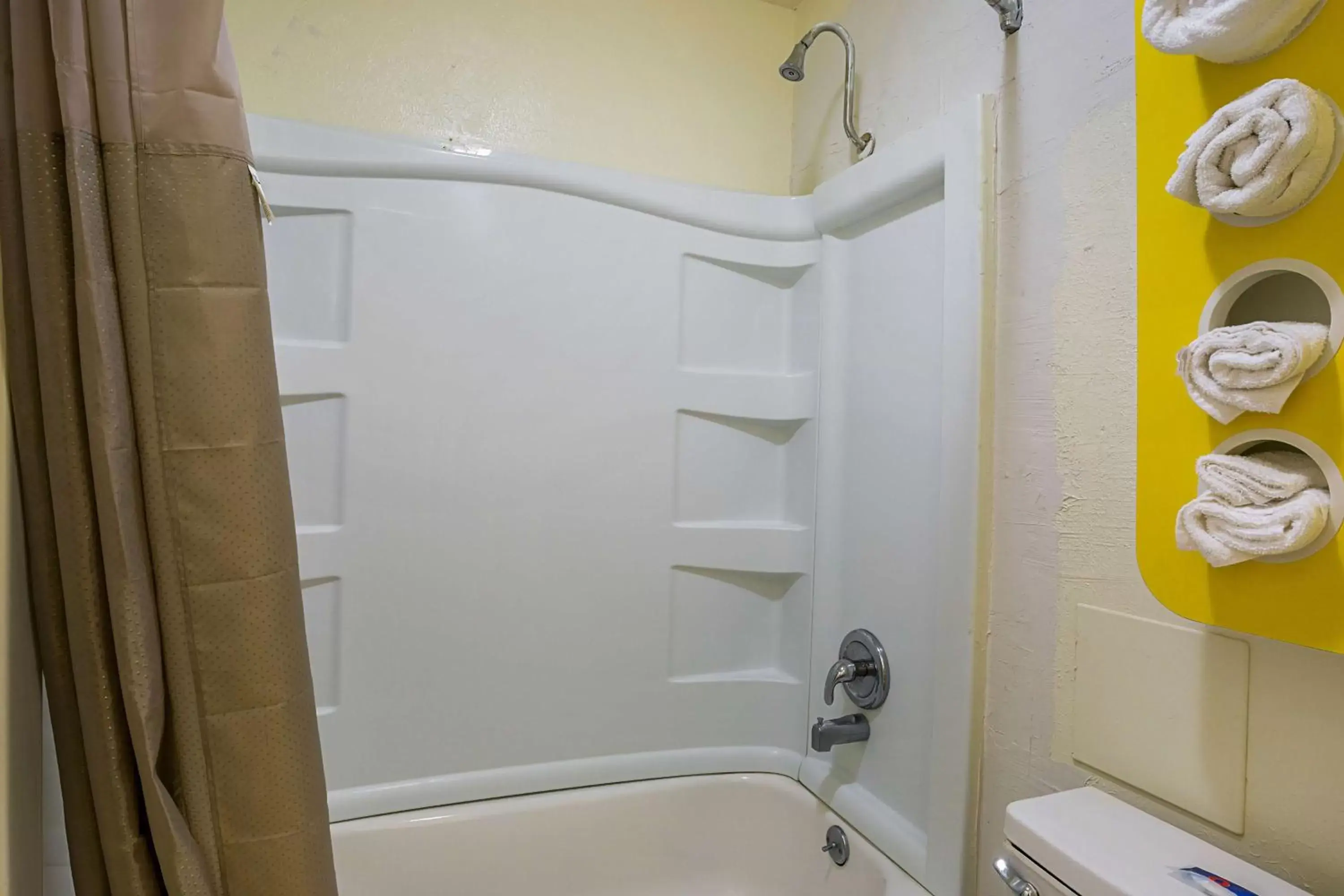 Shower, Bathroom in Motel 6-Madisonville, TX