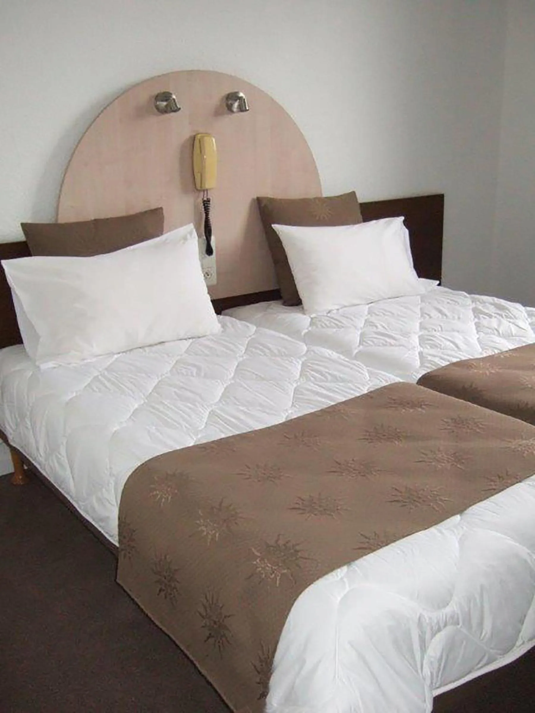 Bed in Adonis Lourdes - Notre Dame de la Sarte