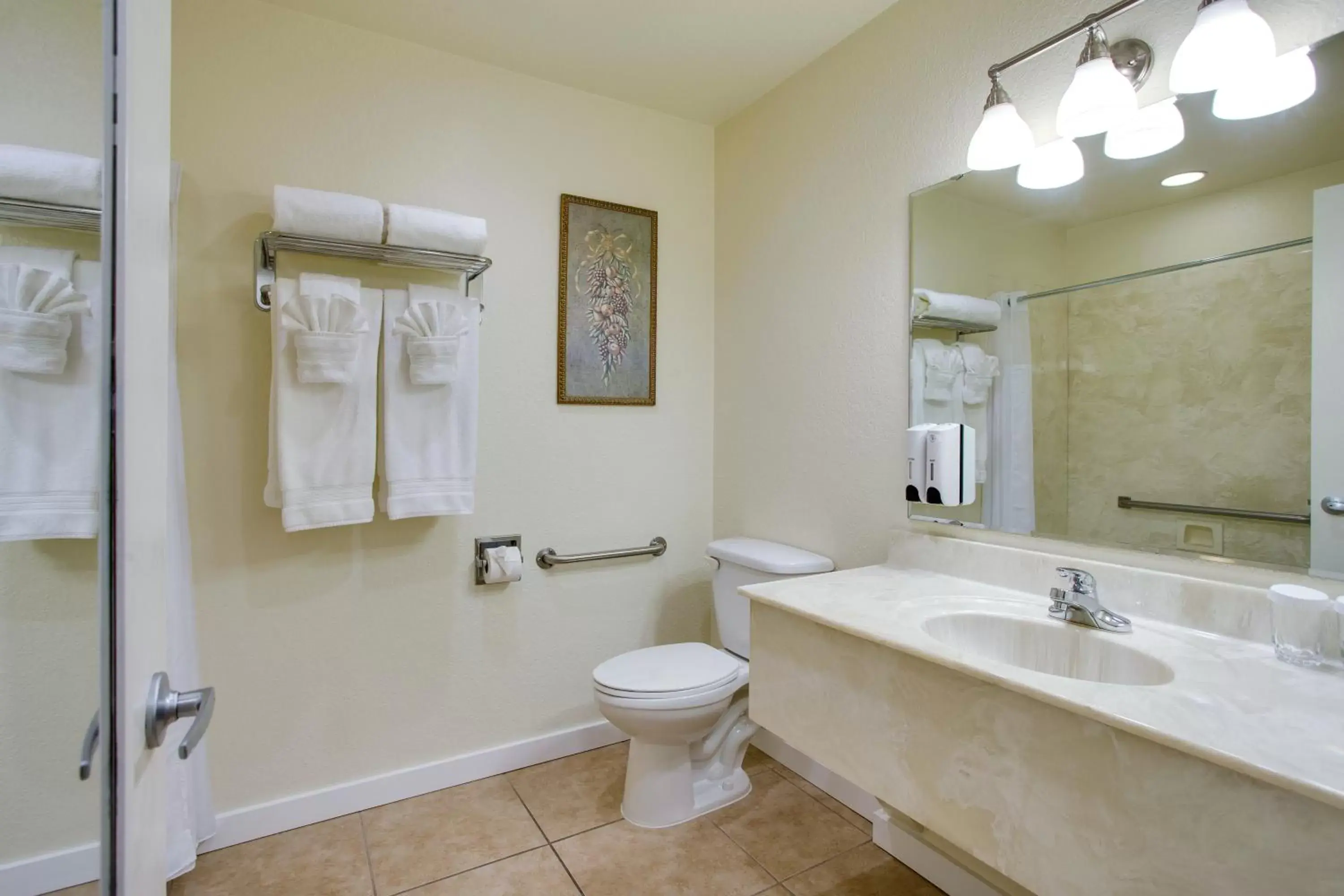 Bathroom in Stratford Inn