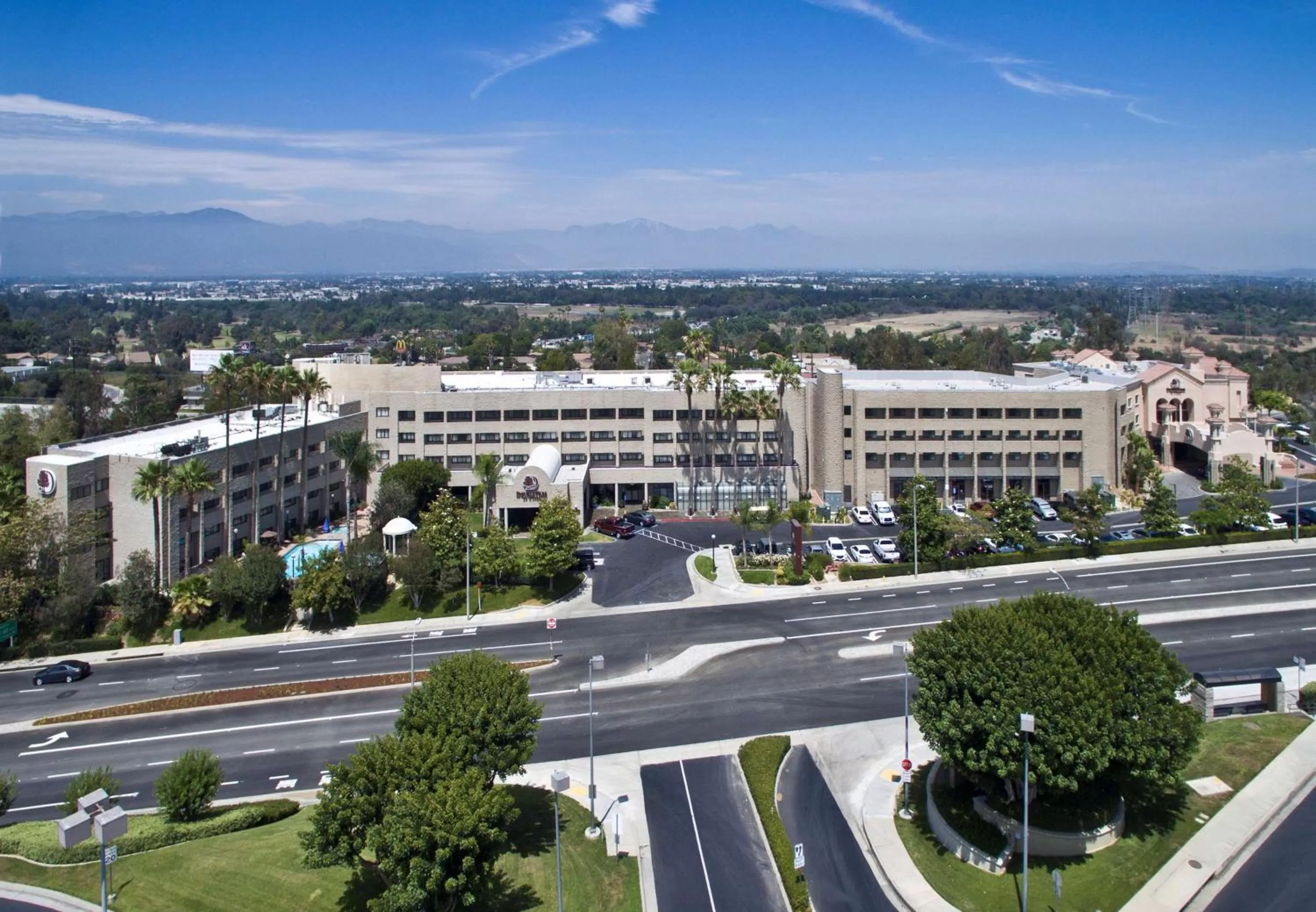 Property building in DoubleTree by Hilton Rosemead