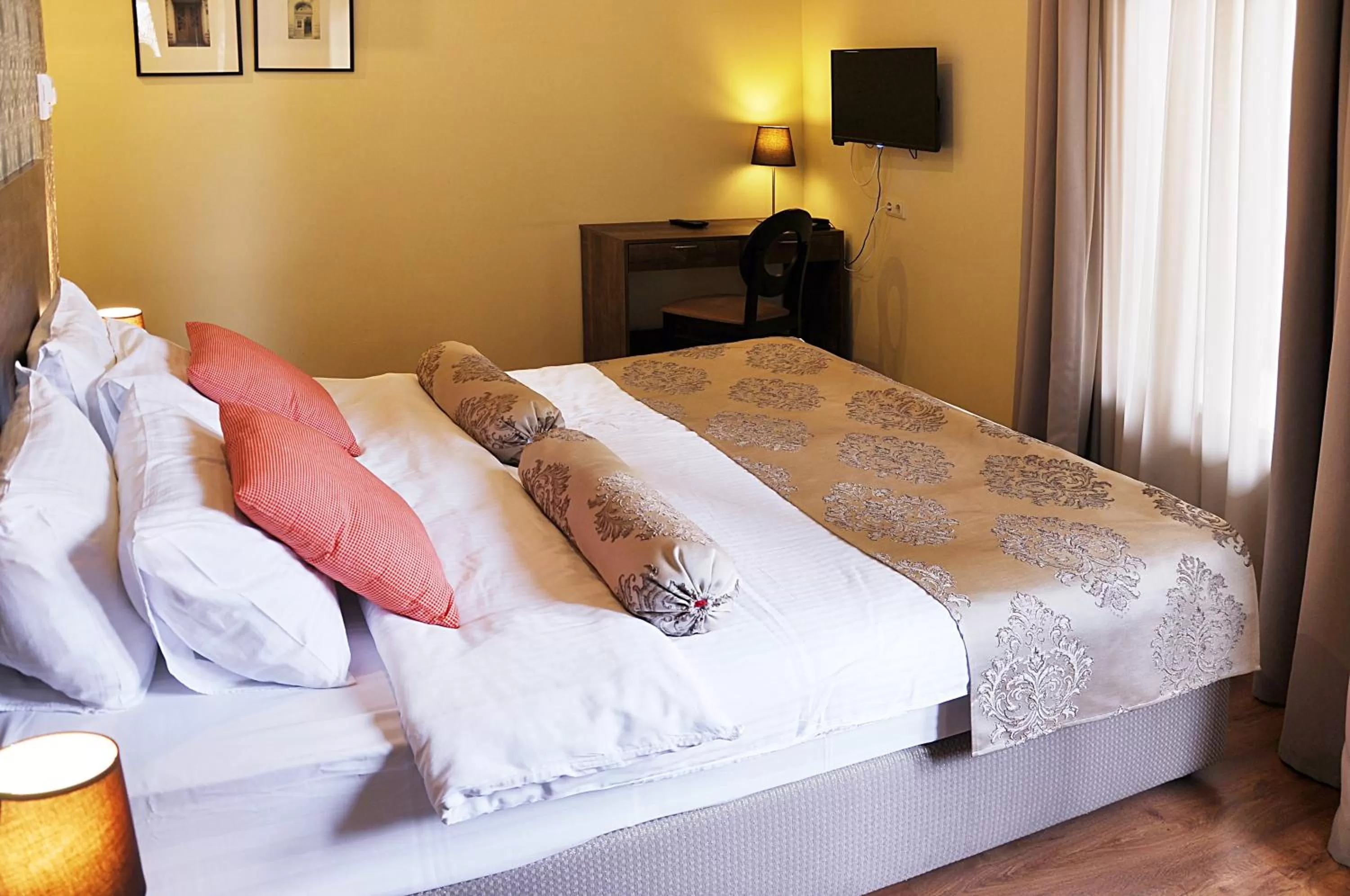 Bed in Tekla Palace By Urban Hotels