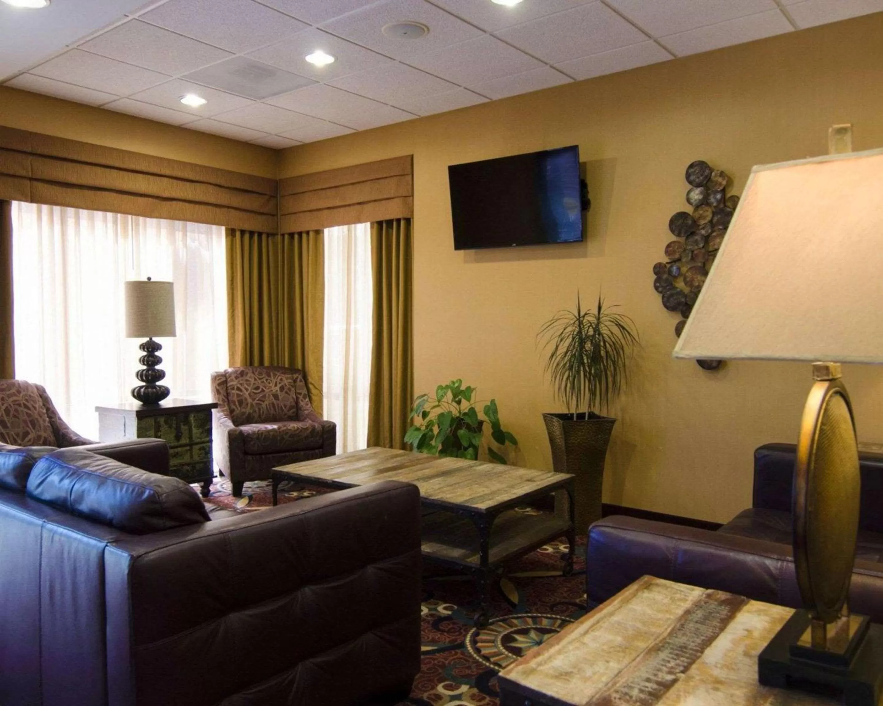 Lobby or reception in Affordable Suites of America Rogers - Bentonville