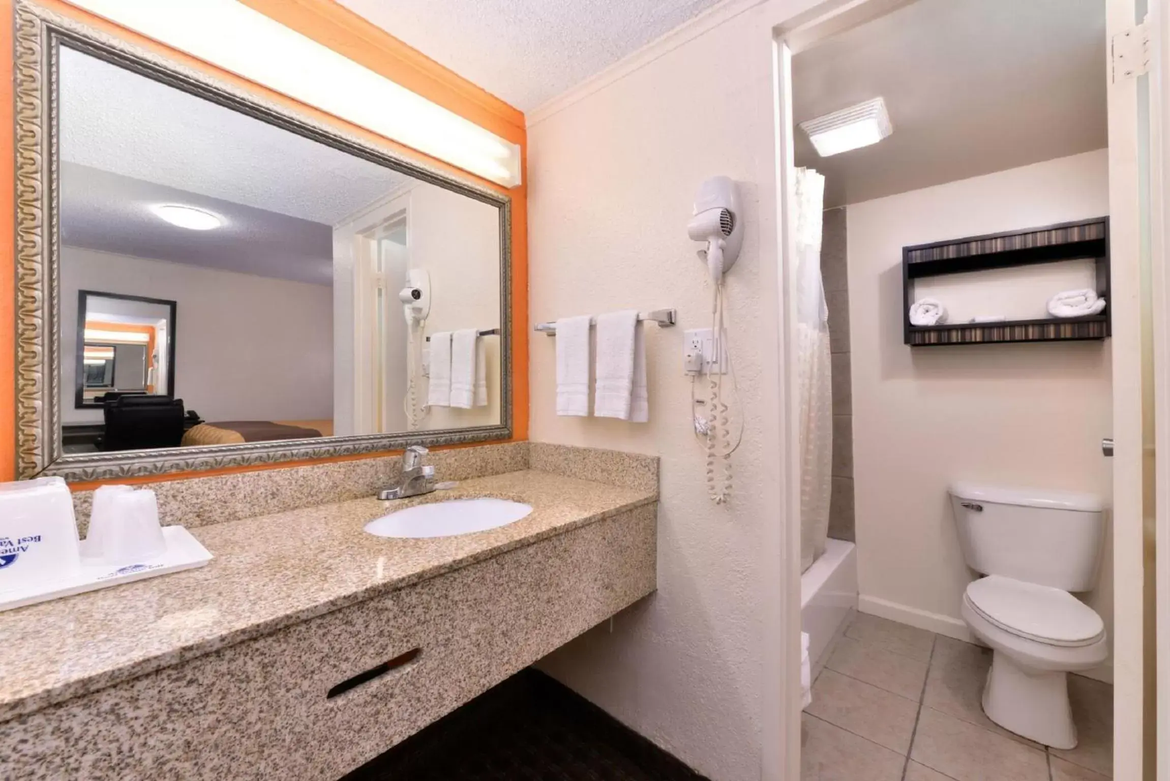Bathroom in Americas Best Value Inn Ponca City