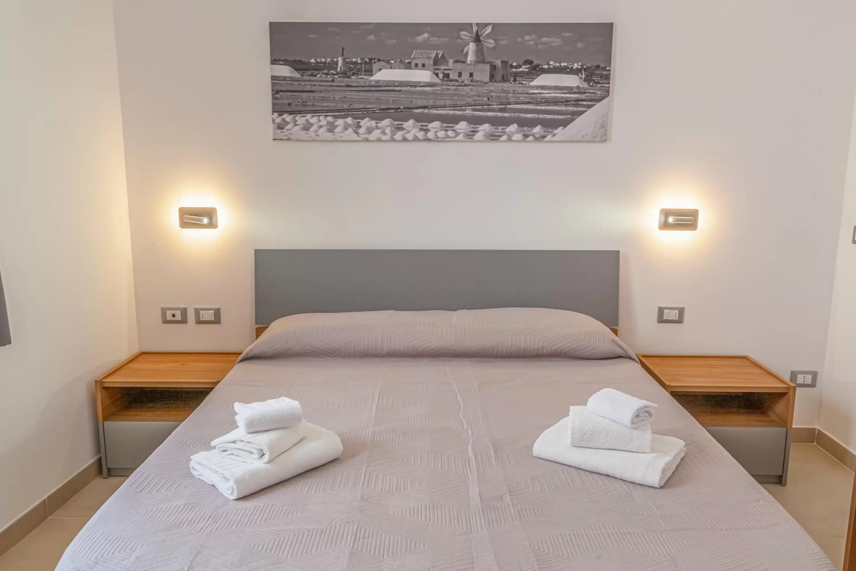 Bedroom, Bed in Isgrò Rooms