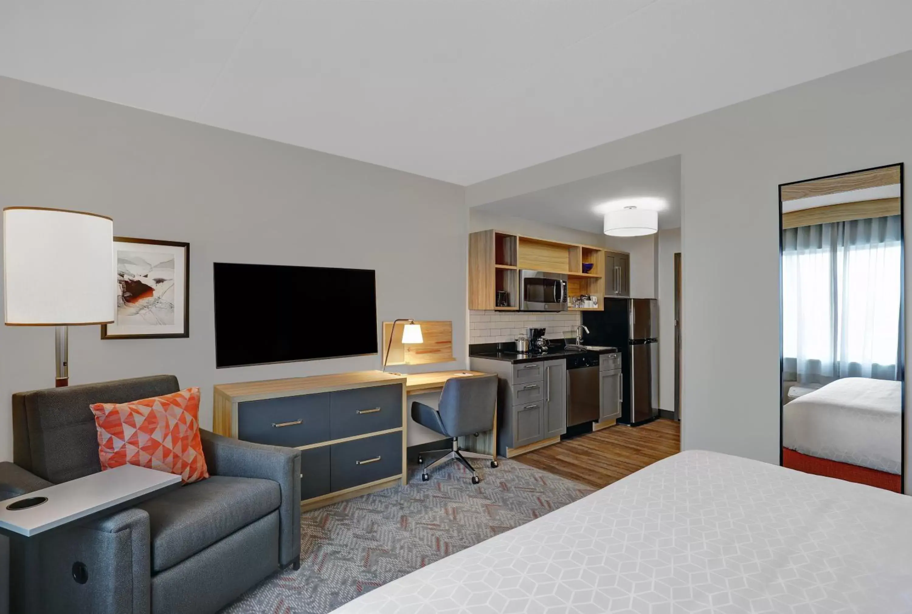 TV and multimedia, TV/Entertainment Center in Candlewood Suites - Kingston West, an IHG Hotel