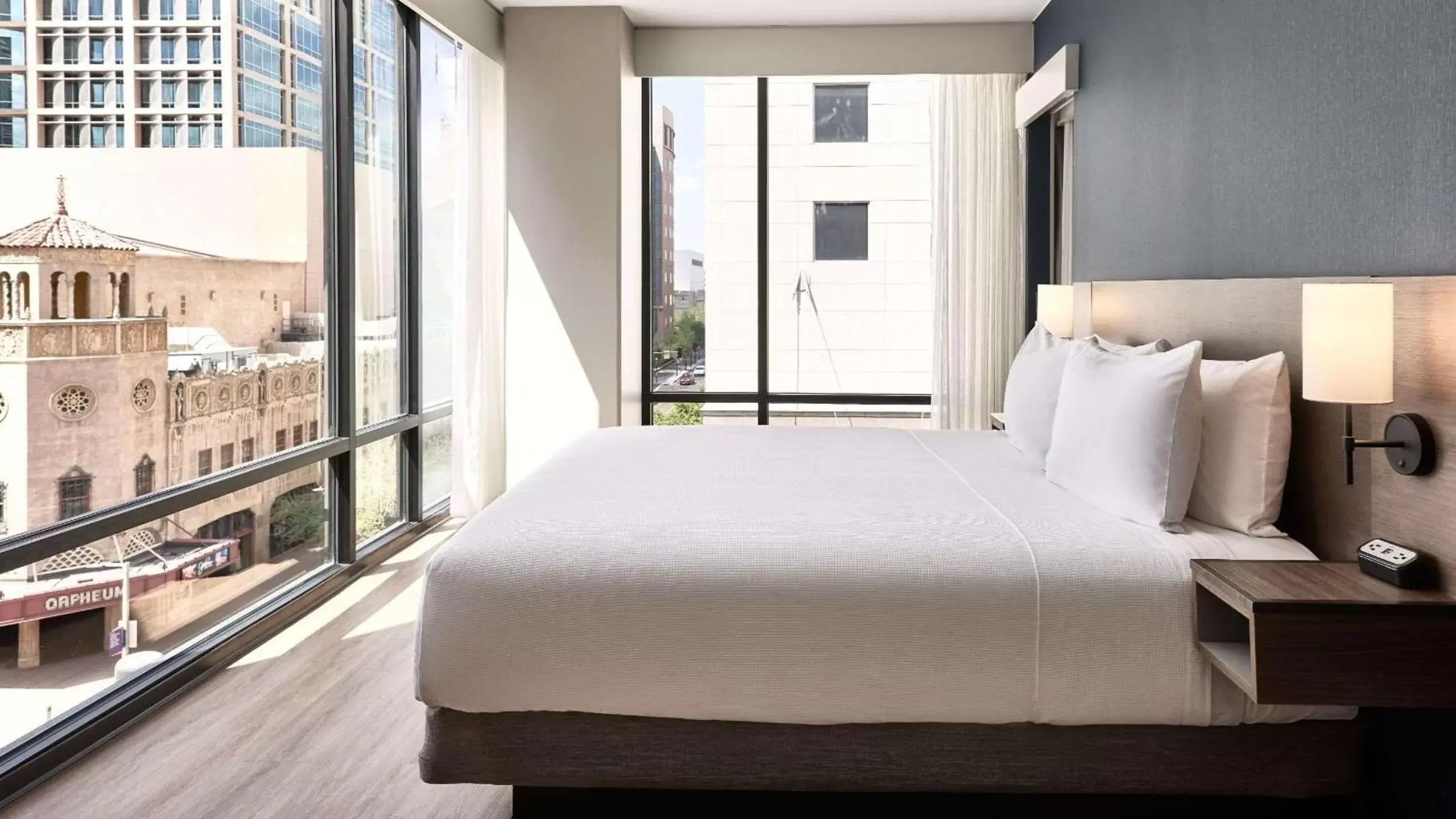 Photo of the whole room, Bed in Hyatt Place Phoenix/Downtown Photo of the whole room, Bed in Hyatt Place Phoenix/Downtown