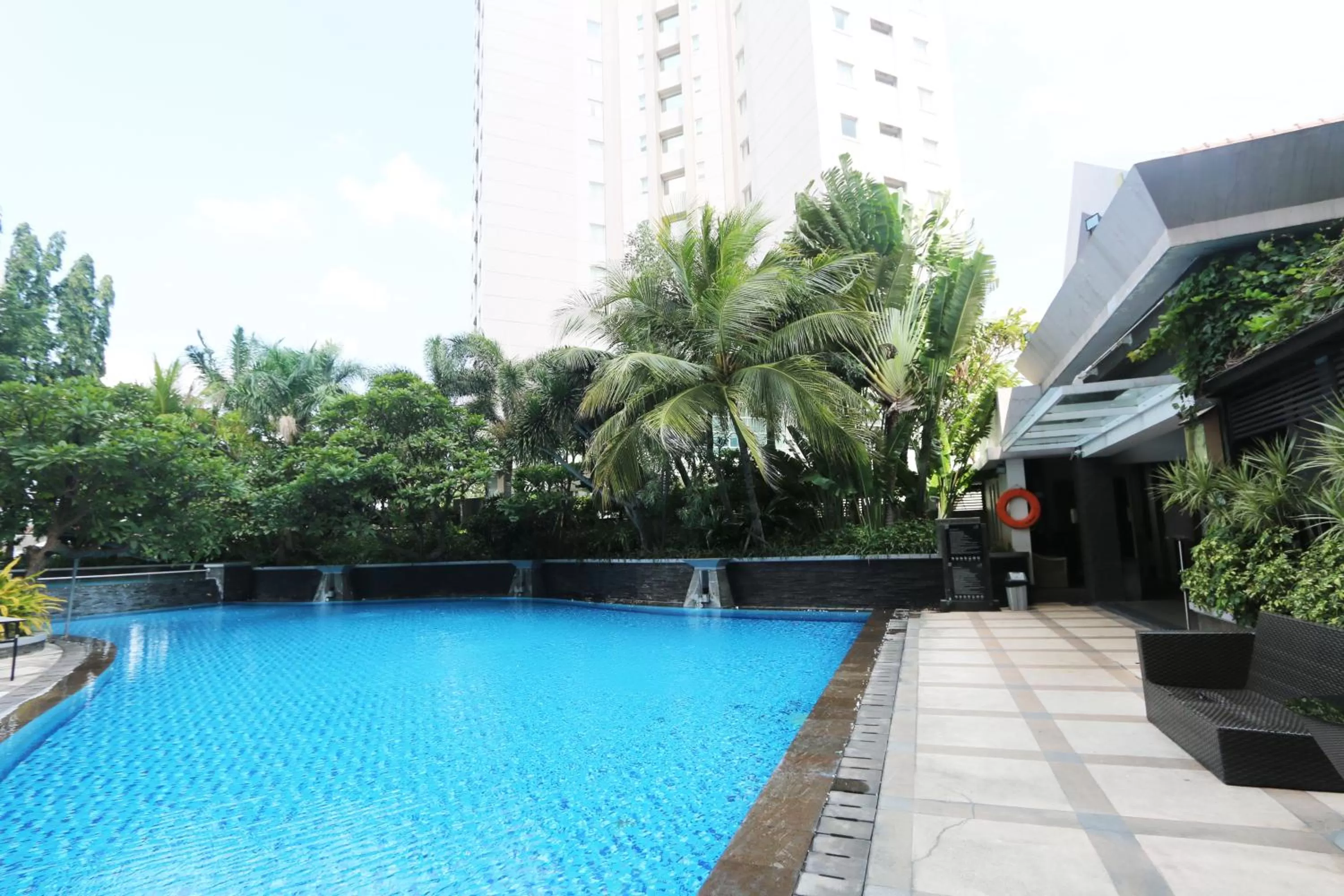 Swimming pool in Java Paragon Hotel & Residences
