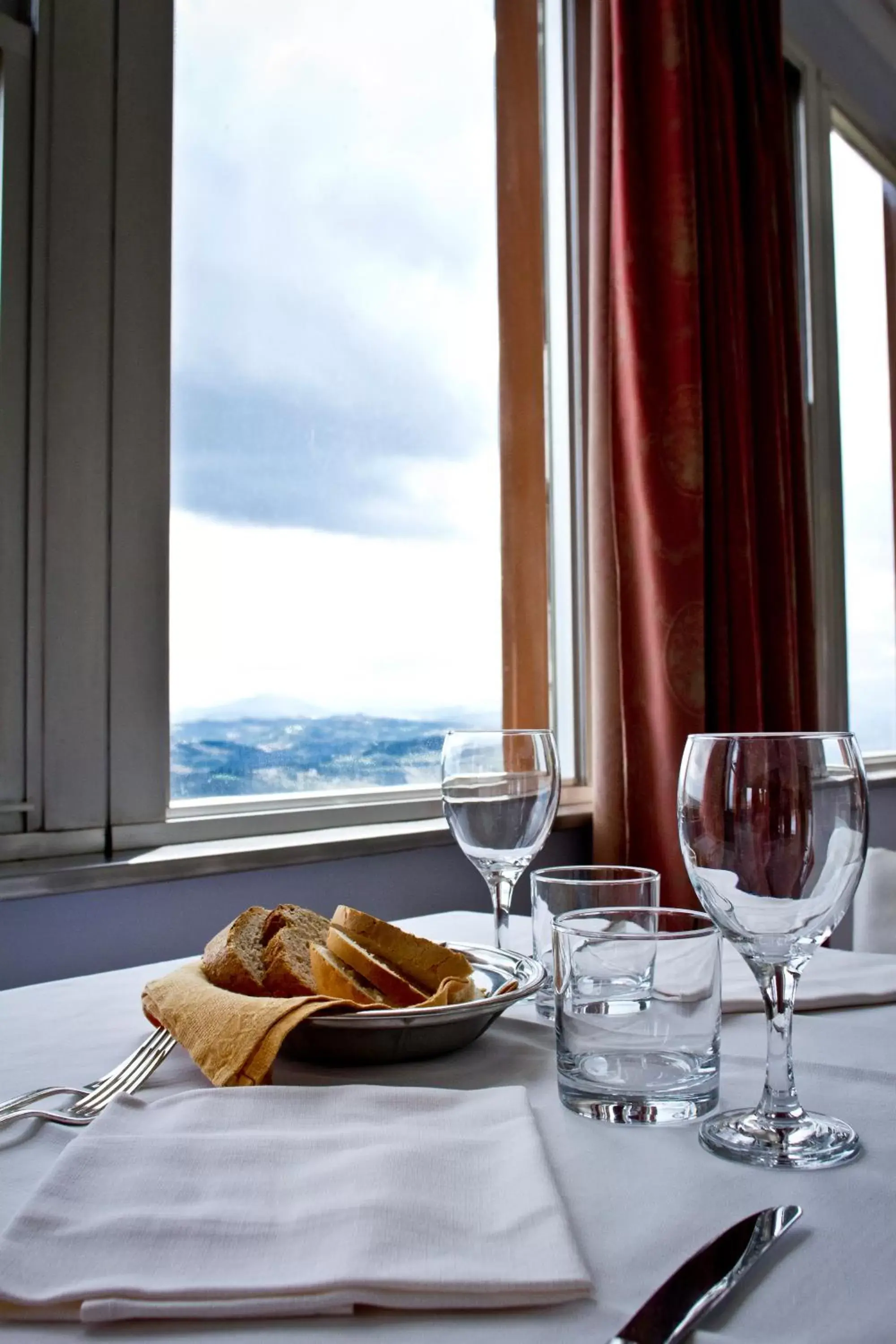 Food in Hotel Astoria Food in Hotel Astoria