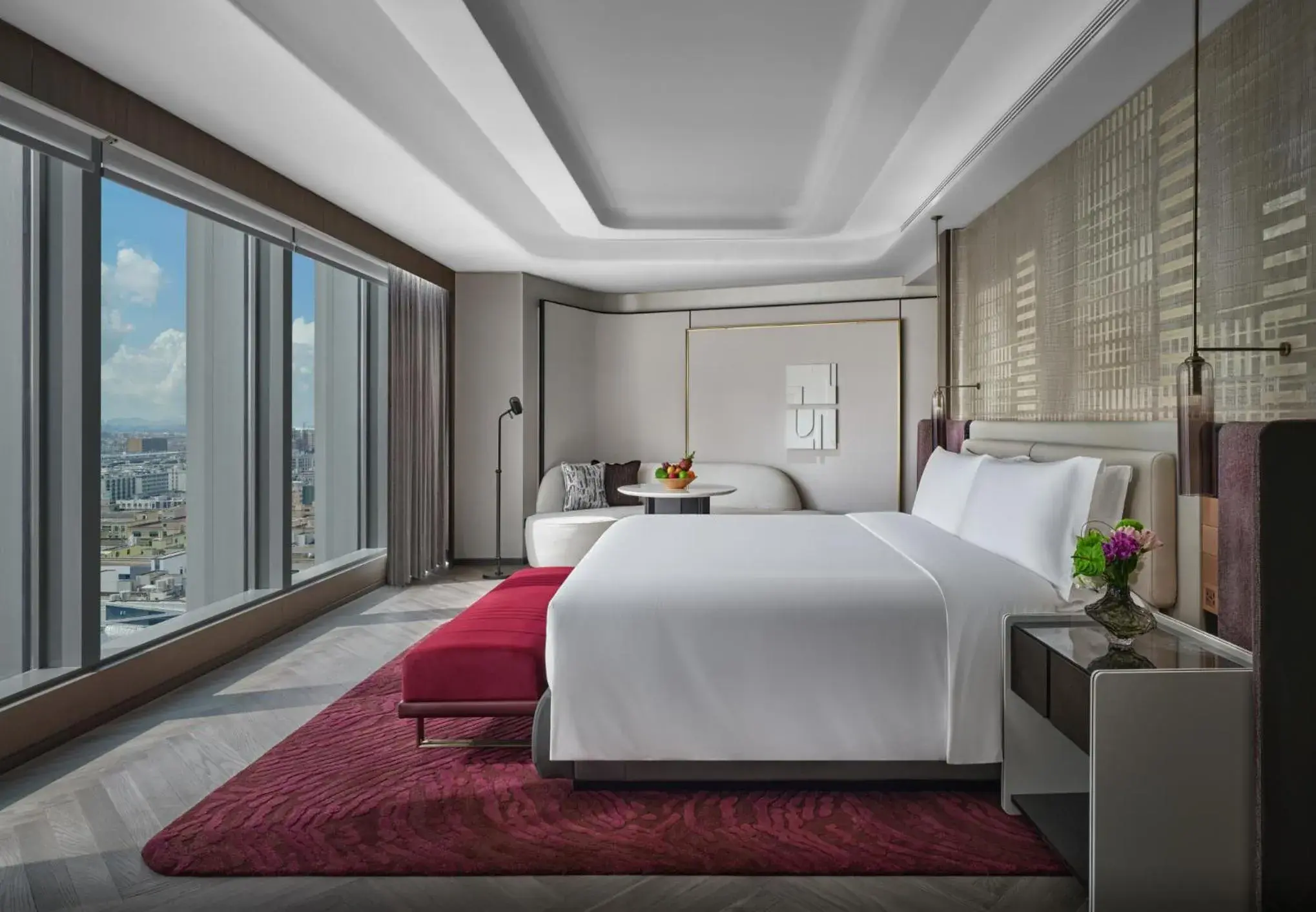 Bedroom in InterContinental Hotels Shenzhen WECC, an IHG Hotel