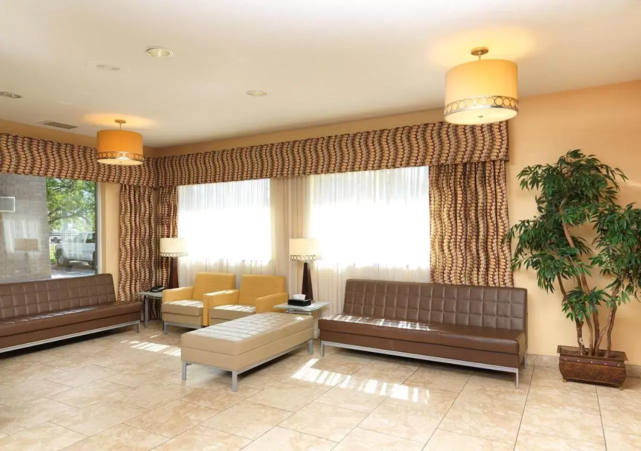 Lobby or reception, Seating Area in Crystal Inn Hotel & Suites - Salt Lake City