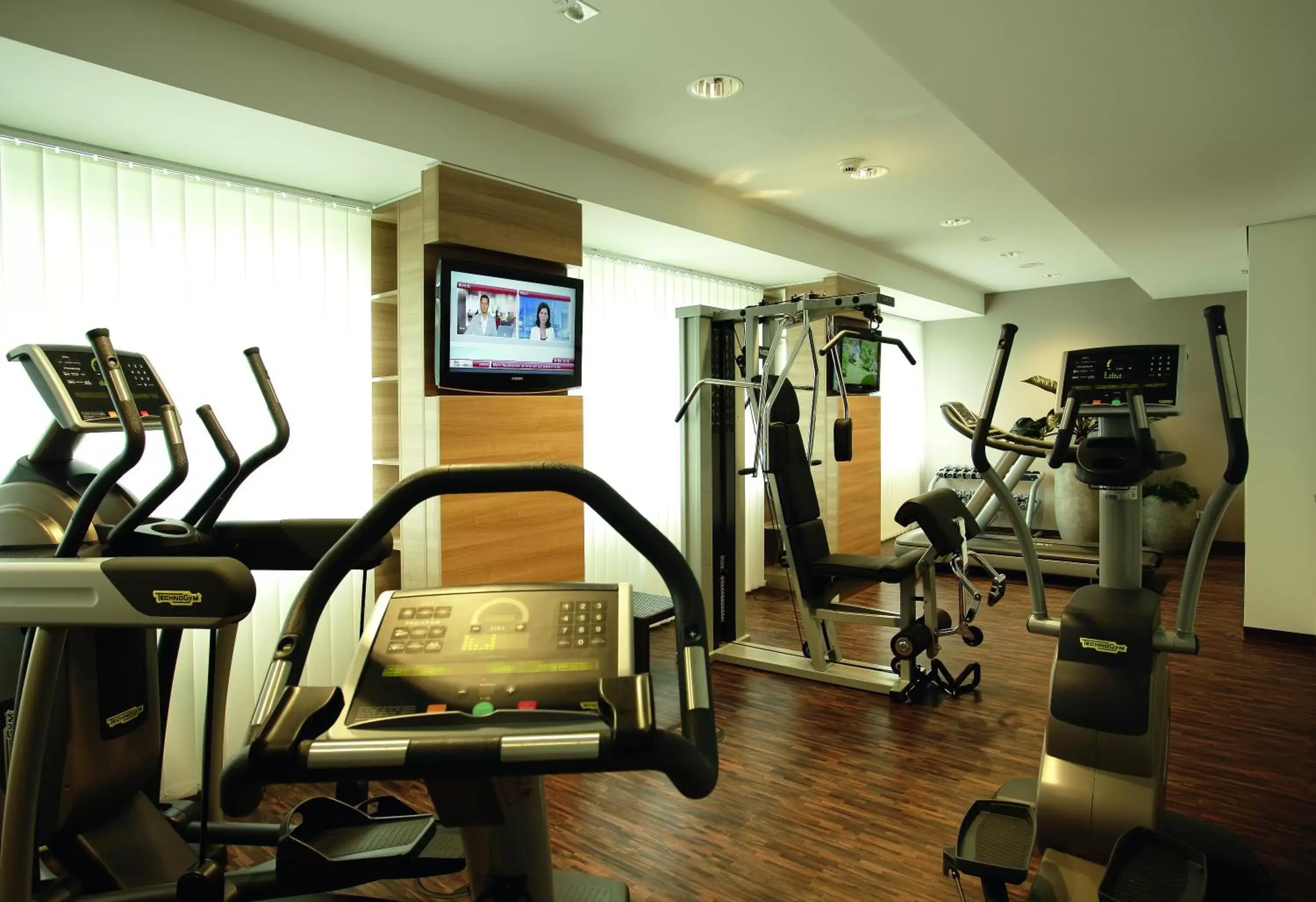 Spa and wellness centre/facilities, Fitness Center/Facilities in H4 Hotel Berlin Alexanderplatz