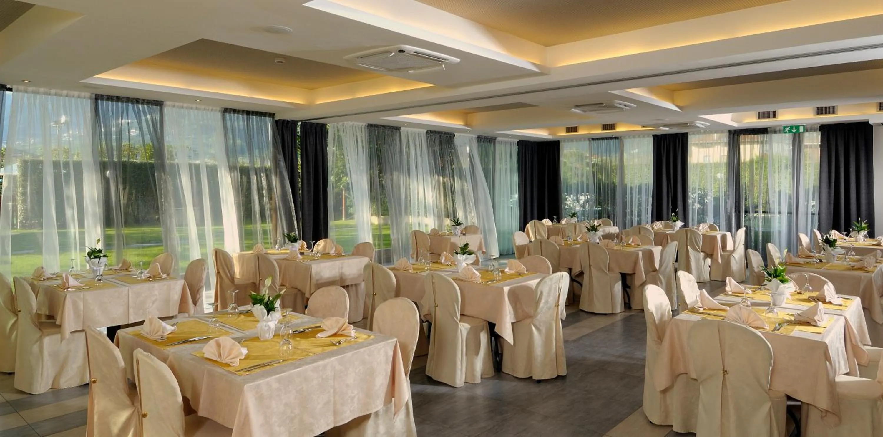 Restaurant/places to eat in Hotel Campagnola