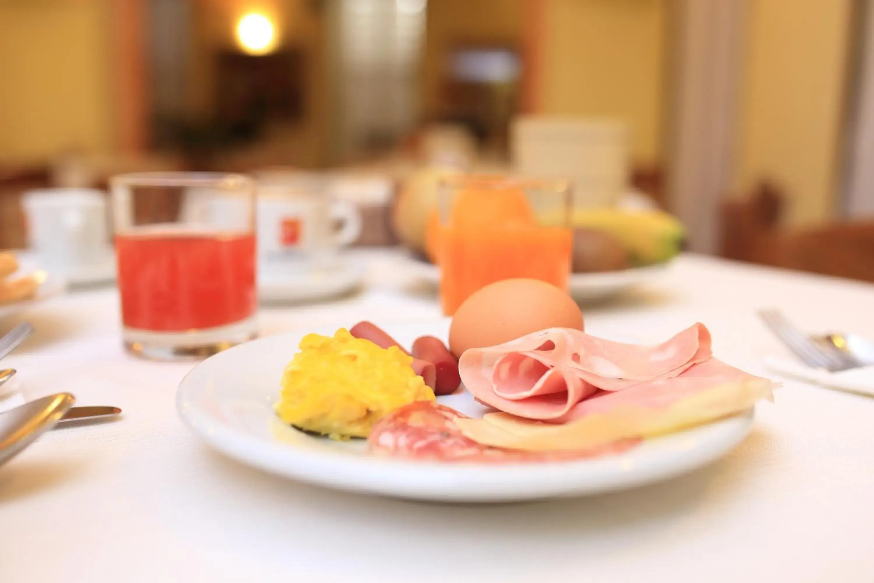 Continental breakfast in Hotel Villa Piras