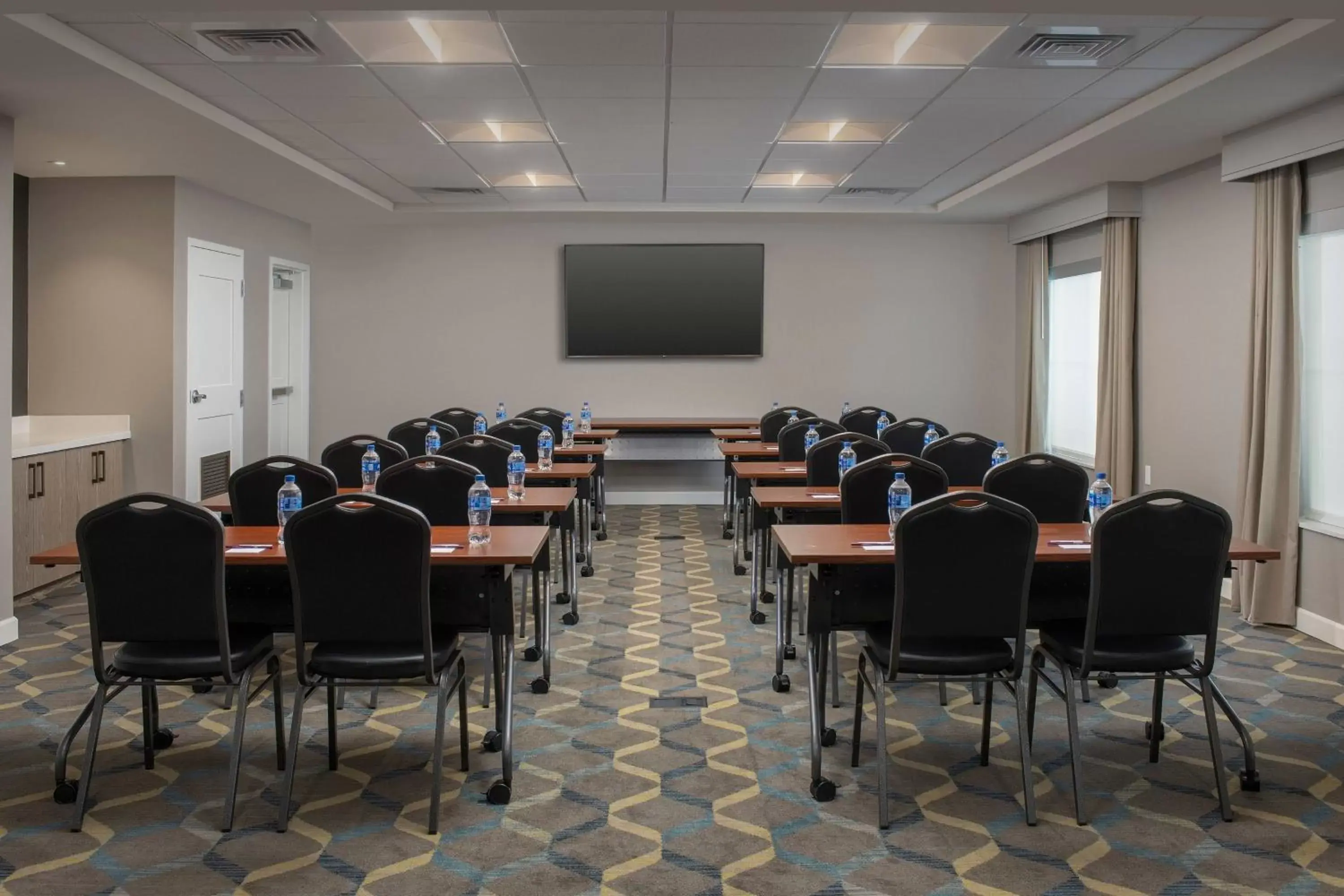 Meeting/conference room in Residence Inn by Marriott Modesto North