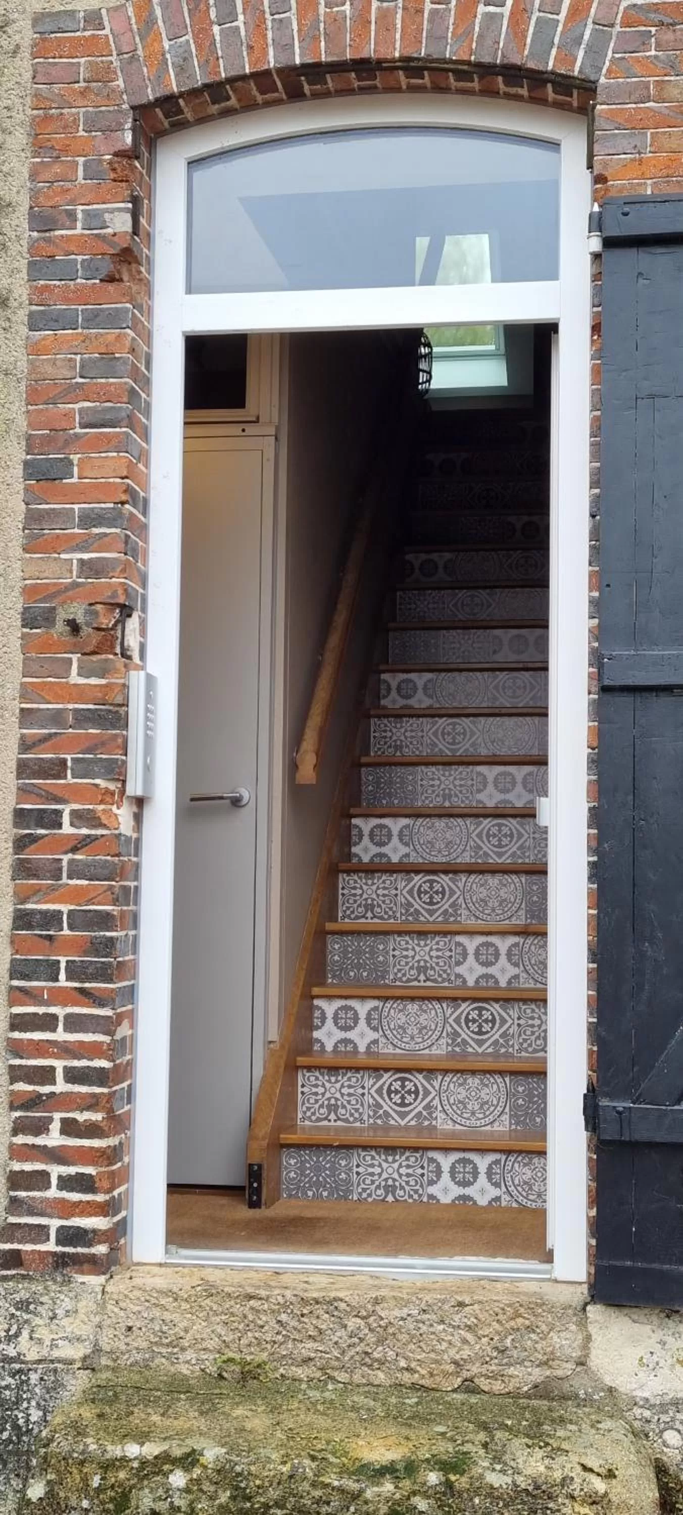 Facade/entrance in Au Nid des Champs, Agréable chambre d'hôtes avec jacuzzi sur demande, proche de Chartres