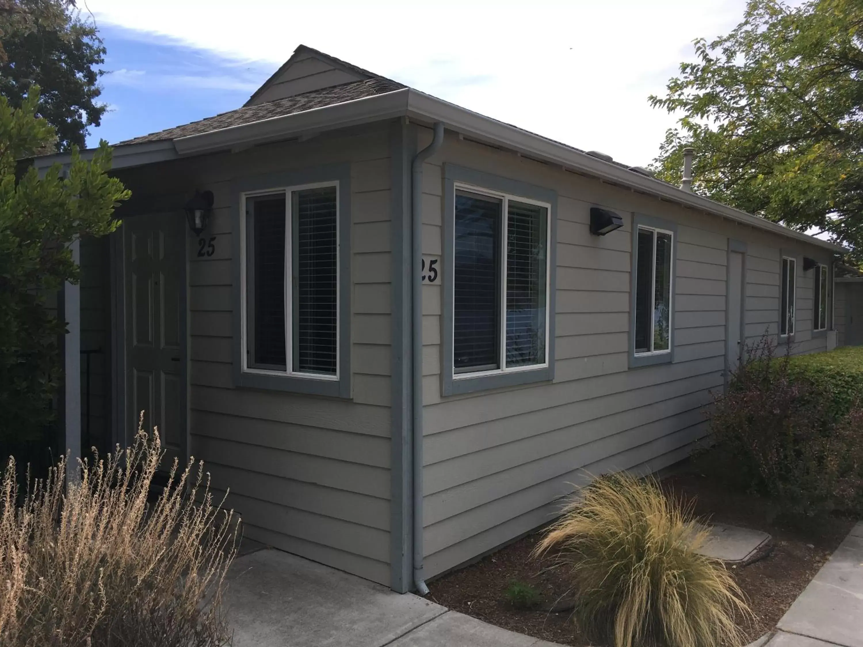 Deluxe Double Studio in Clear Lake Cottages & Marina