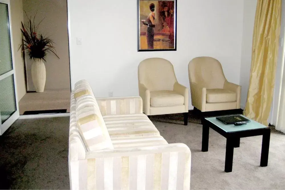 Seating Area in Salerno Motel Apartments