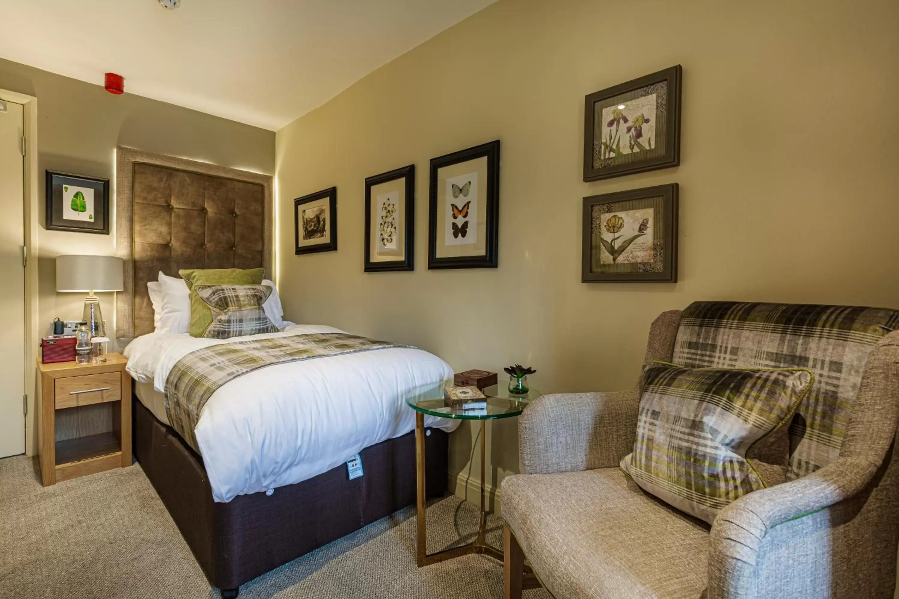 Bedroom, Room Photo in The Rutland Arms Hotel, Bakewell, Derbyshire