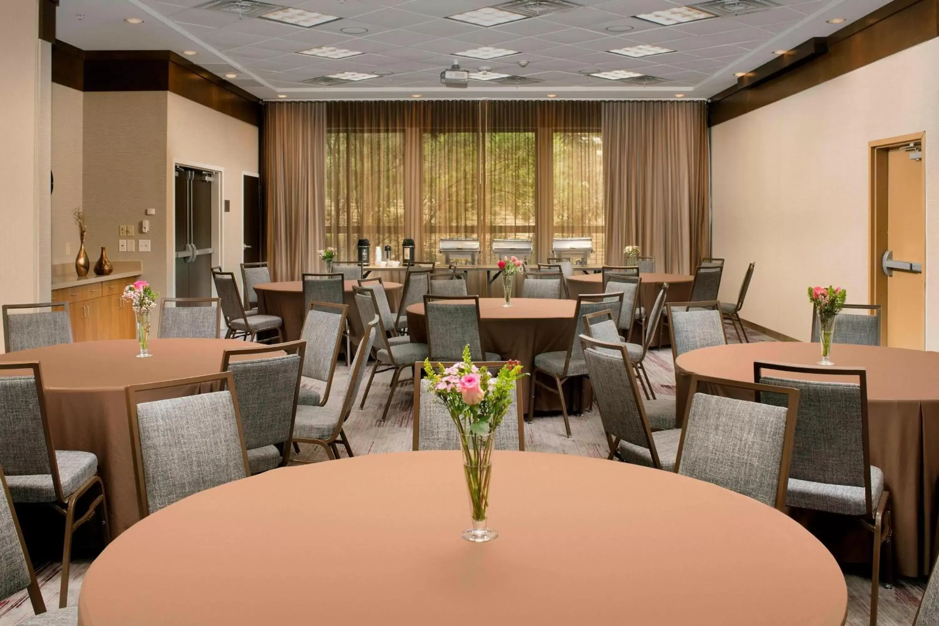 Meeting/conference room, Restaurant/Places to Eat in Courtyard by Marriott Lufkin