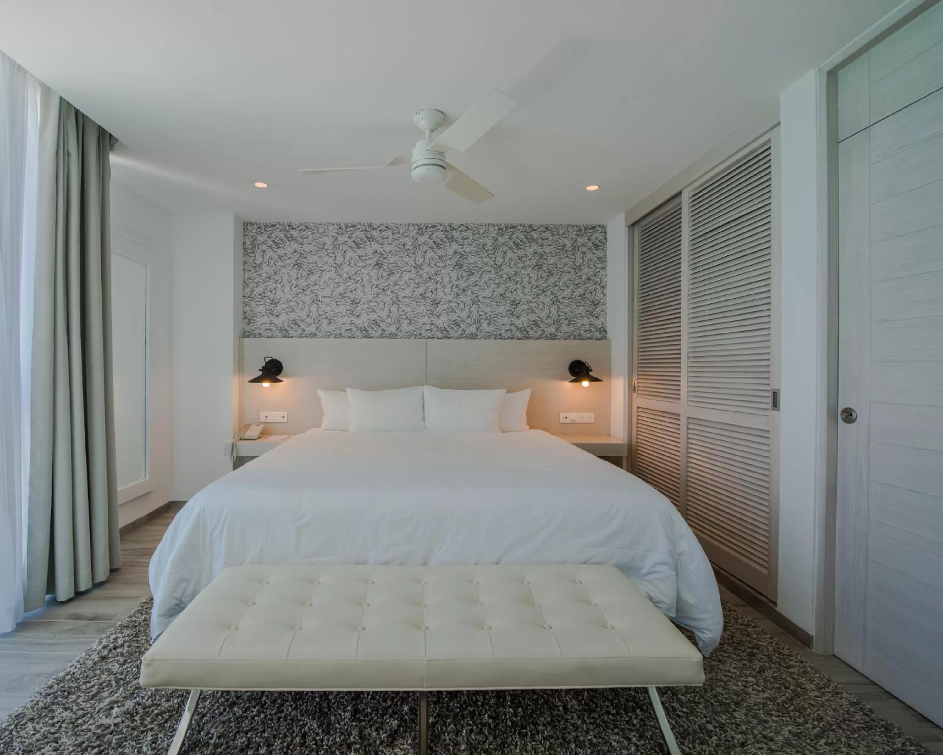 Bedroom, Bed in Oleo Cancun Playa All Inclusive Resort