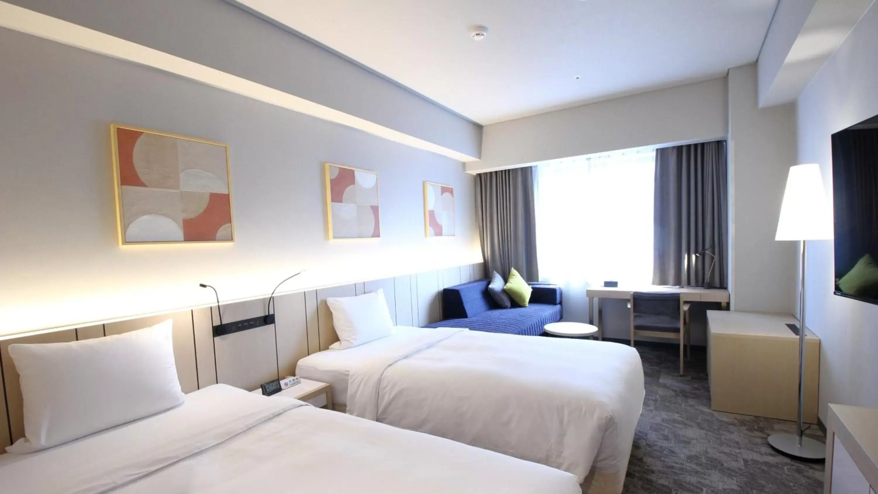 Photo of the whole room, Bed in ANA Holiday Inn Sendai, an IHG Hotel