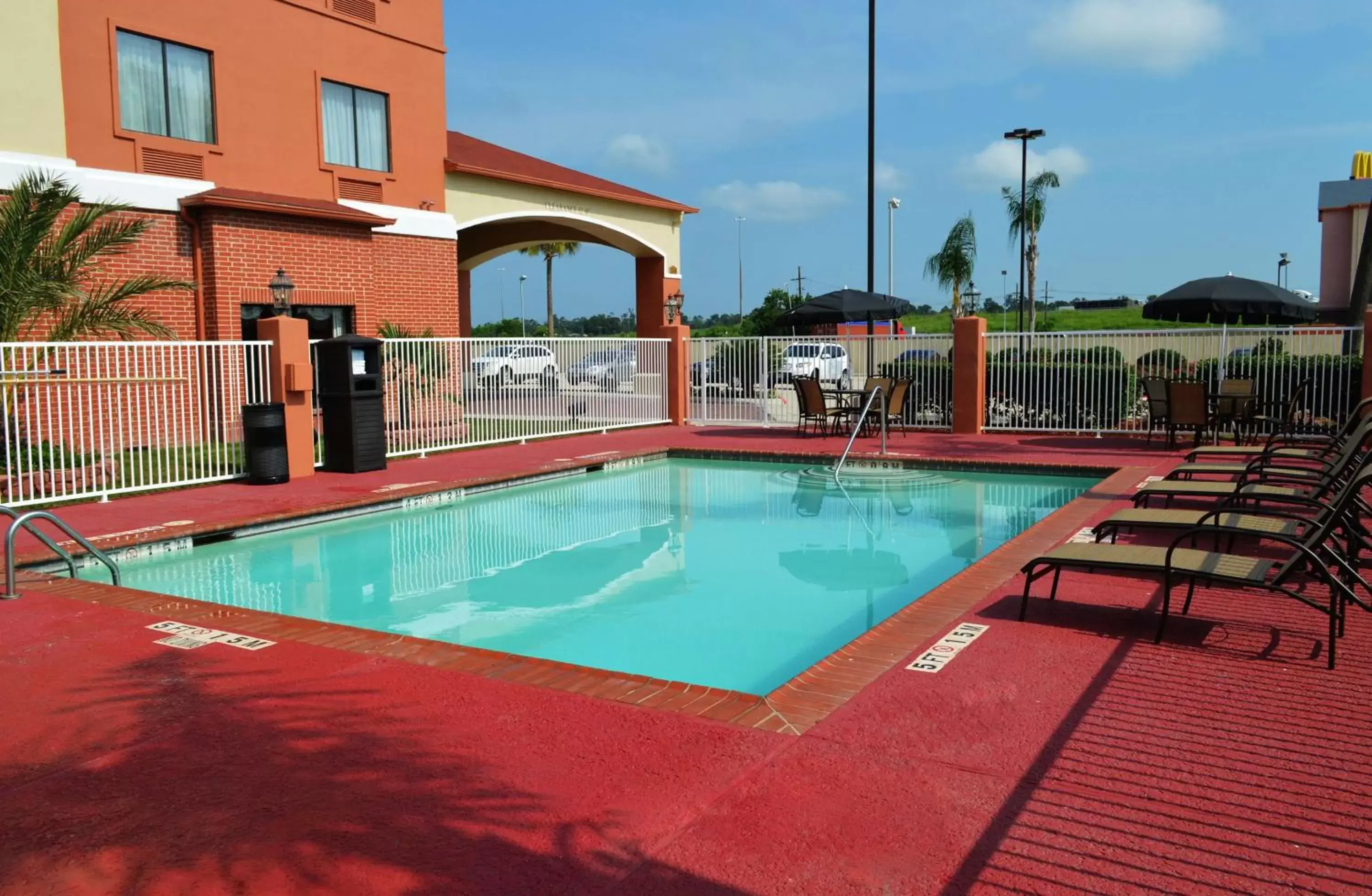 On site, Swimming Pool in Best Western Orange Inn & Suites