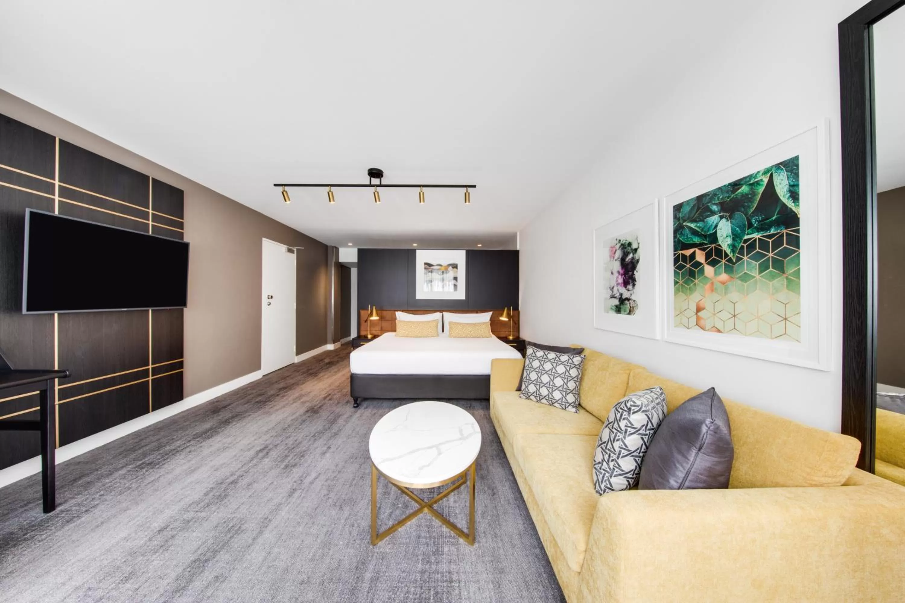 Bedroom in Vibe Hotel Sydney