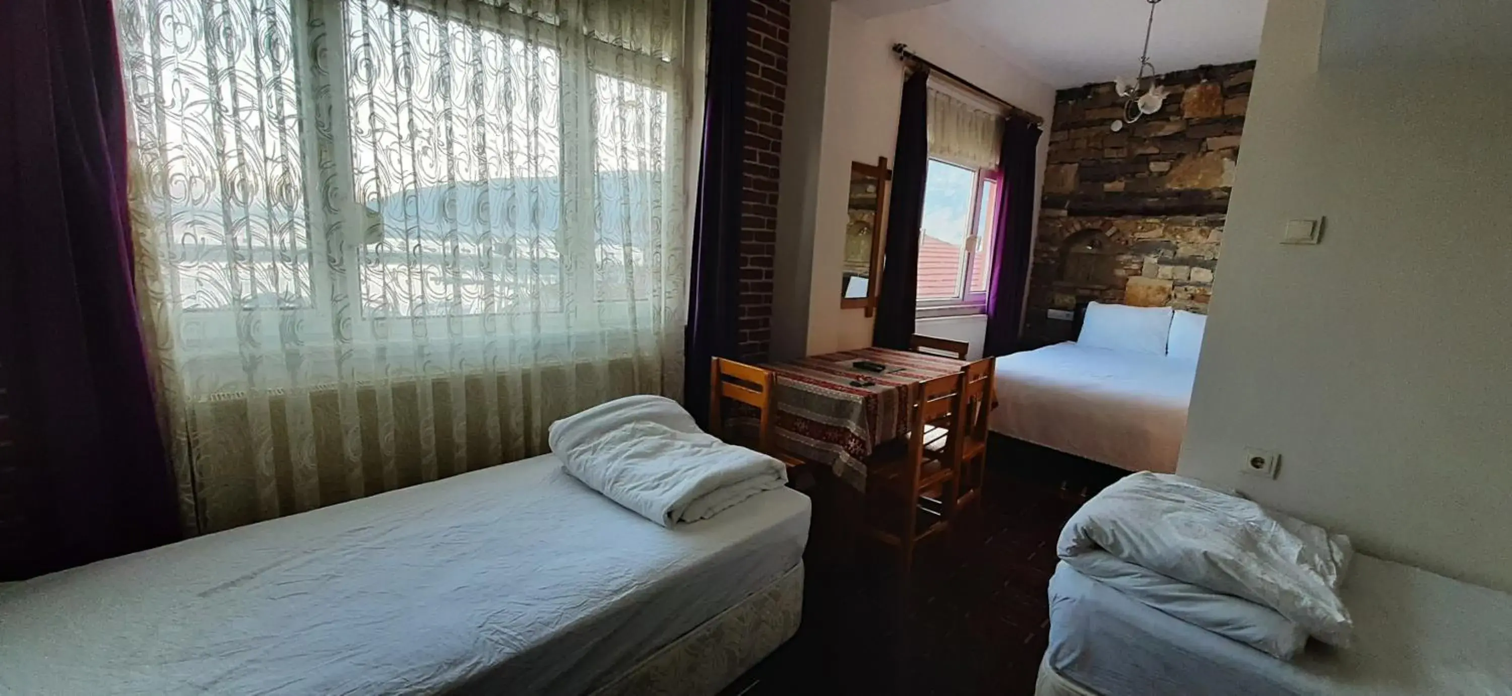 Photo of the whole room, Bed in Lale Pension                                                                                