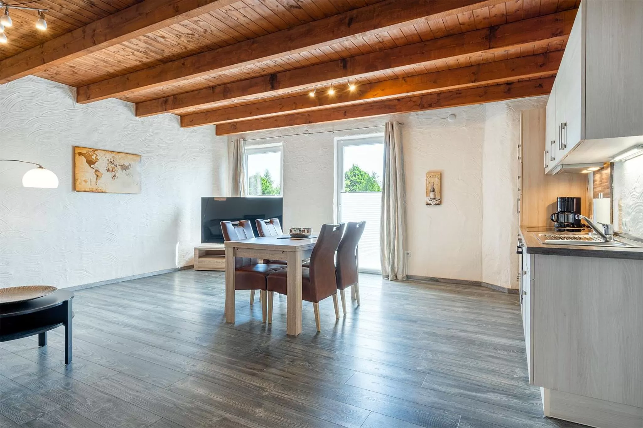 Kitchen or kitchenette in Villa Moorstern am Badesee Tannenhausen