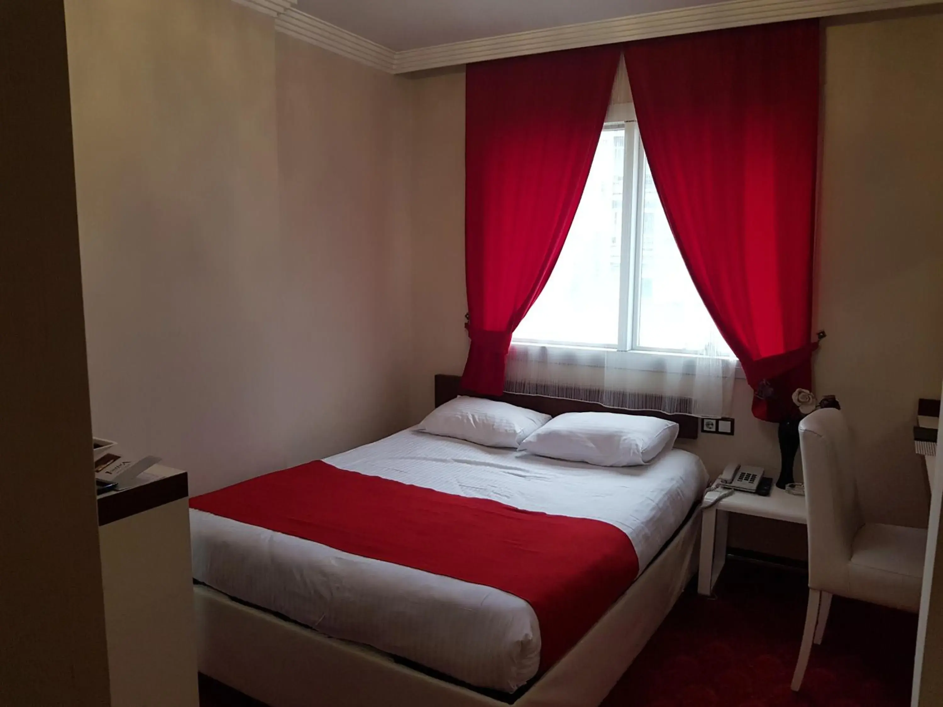 Bedroom, Bed in Ismira Hotel Ankara