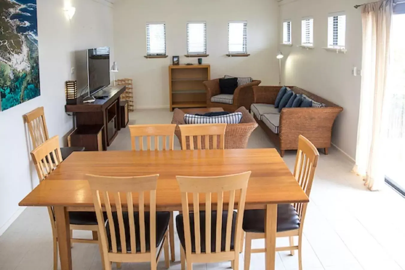 Dining Area in Margarets Beach Resort