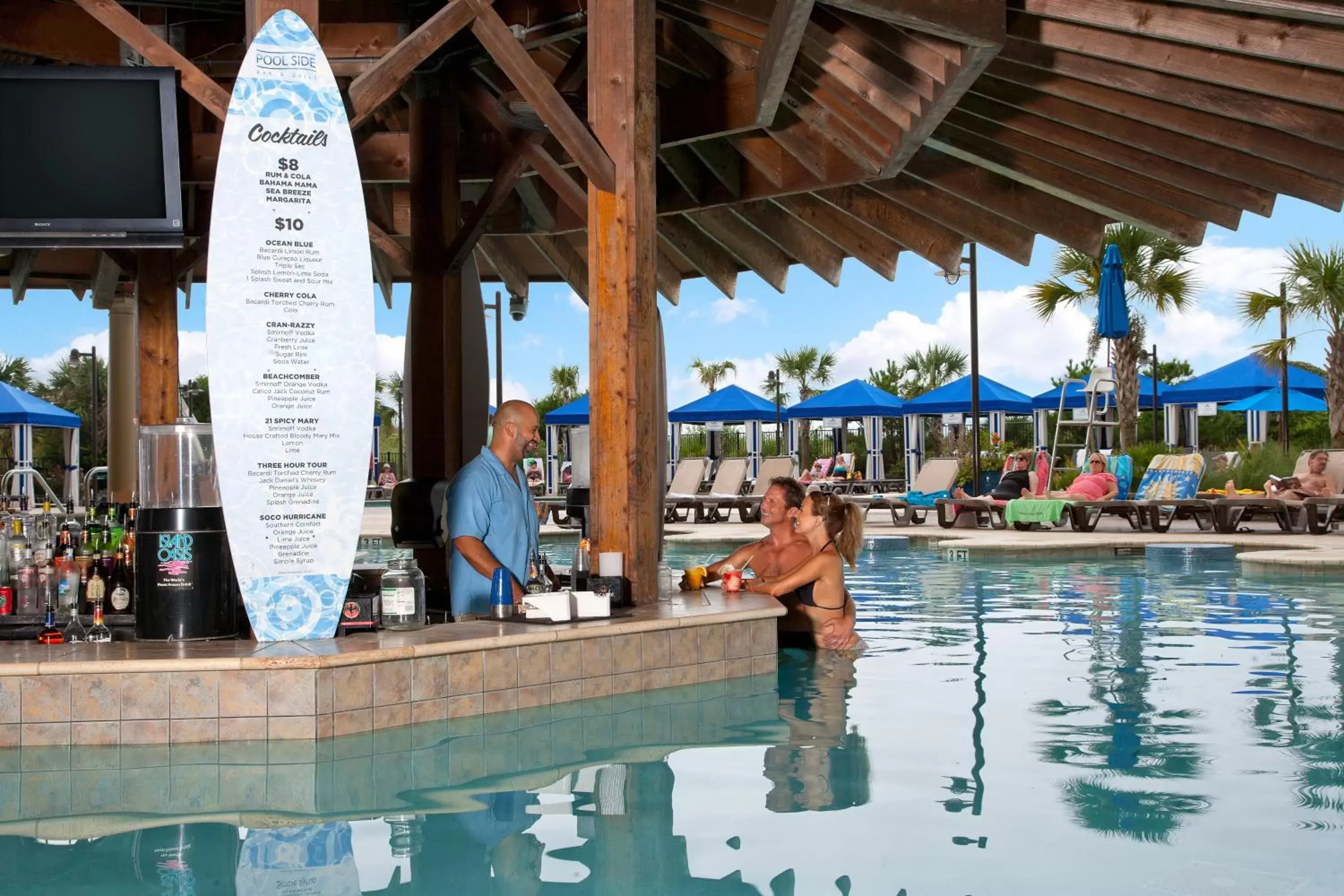 Lounge or bar, Swimming Pool in North Beach Resort & Villas