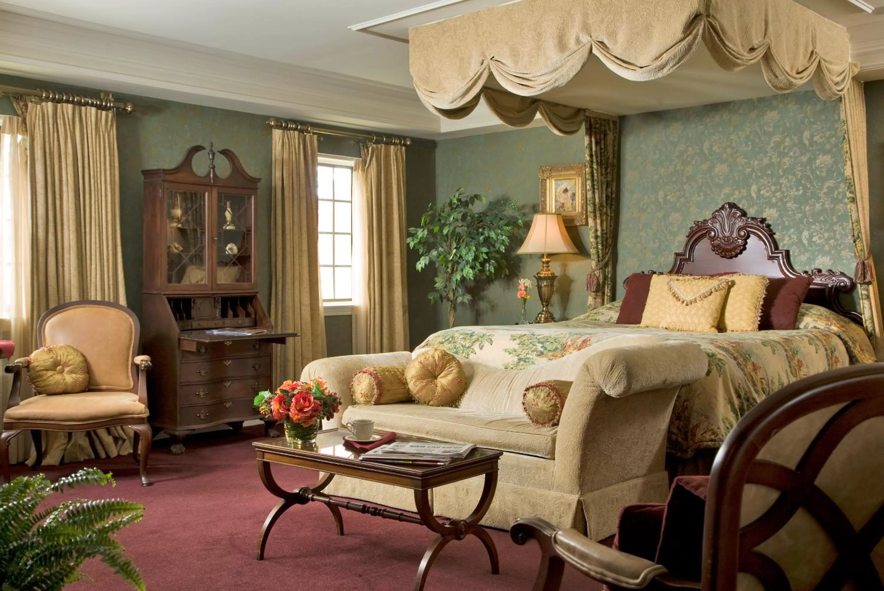 Bed in Red Coach Inn